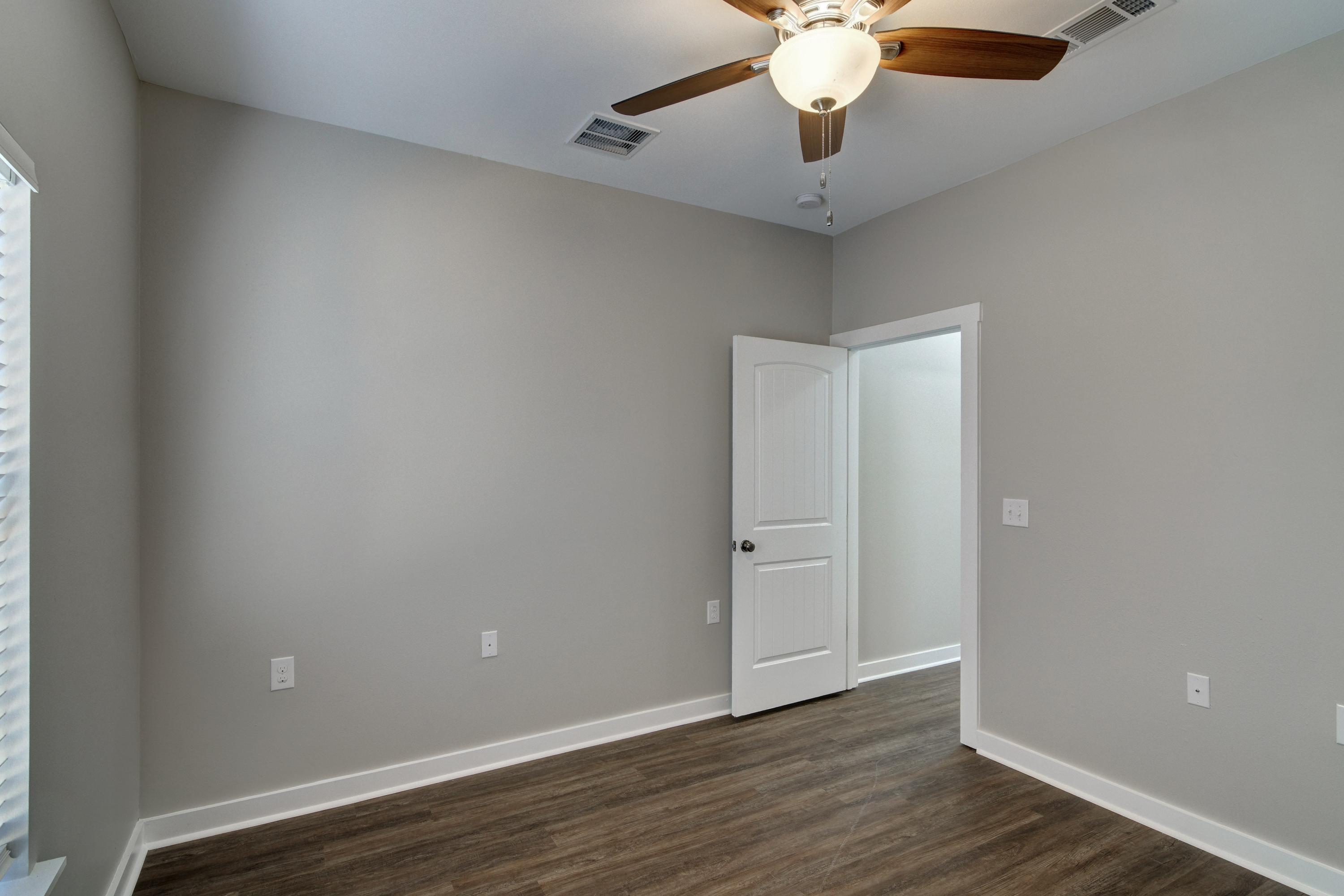 WALSH GLEN ESTATES - Residential
