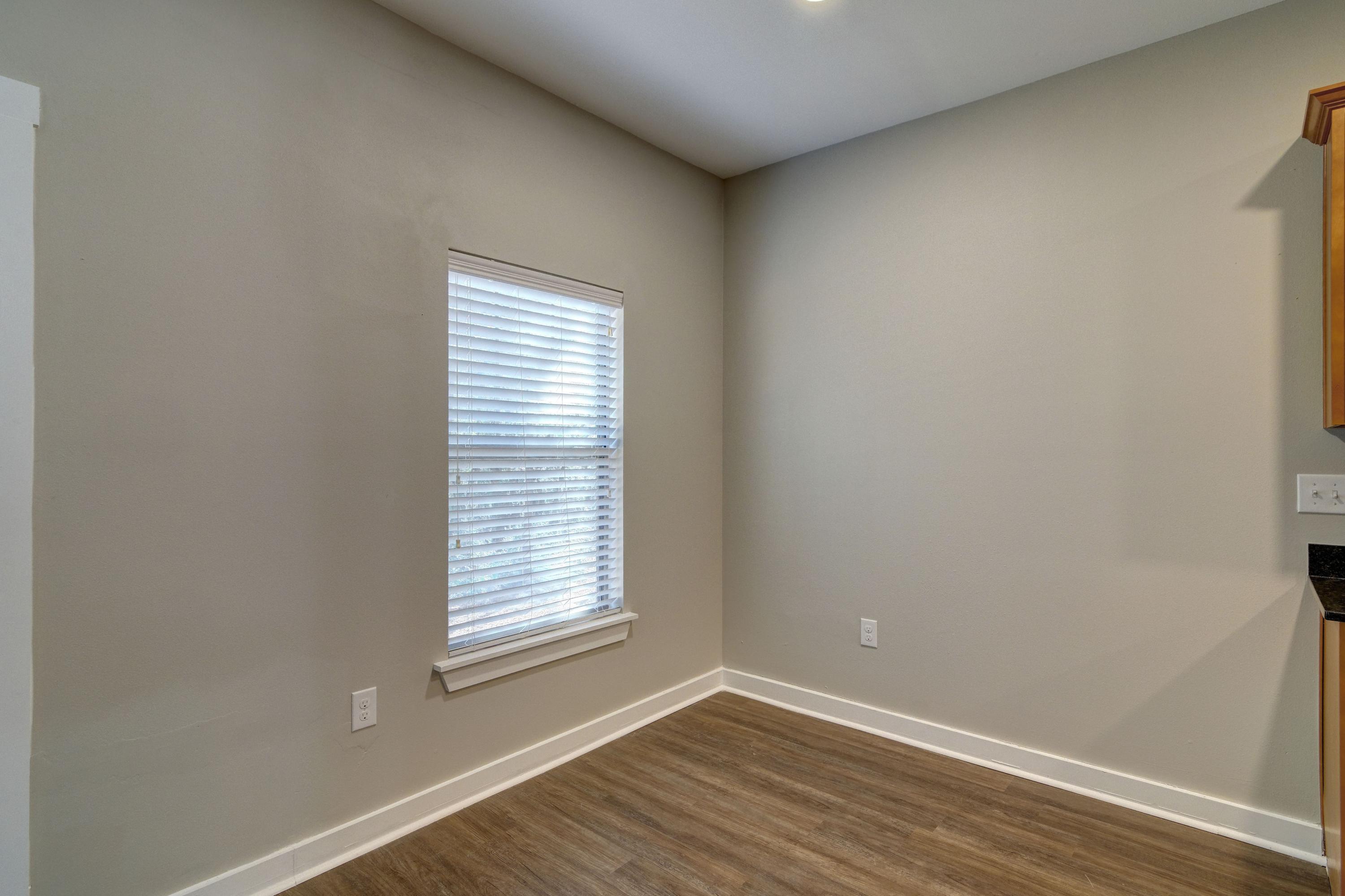 WALSH GLEN ESTATES - Residential