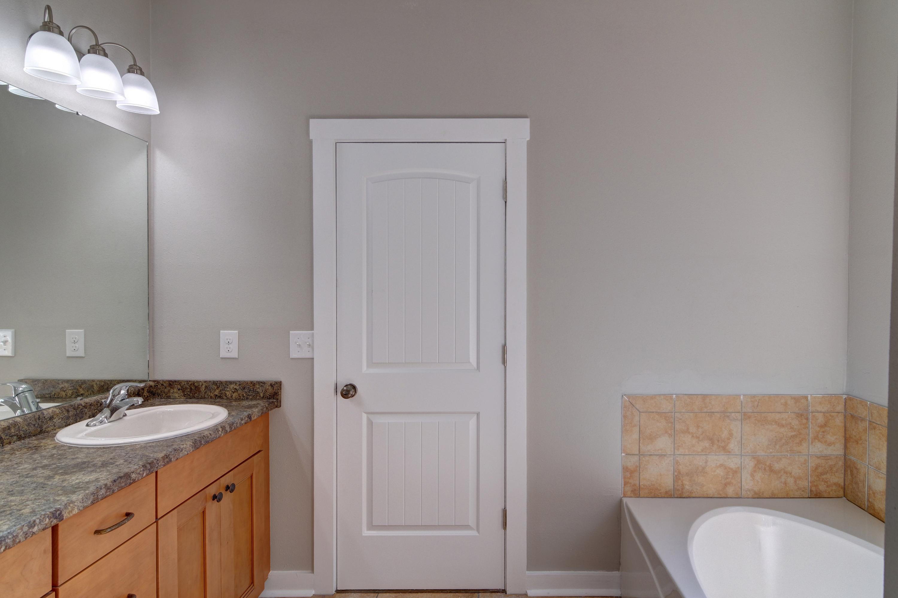 WALSH GLEN ESTATES - Residential