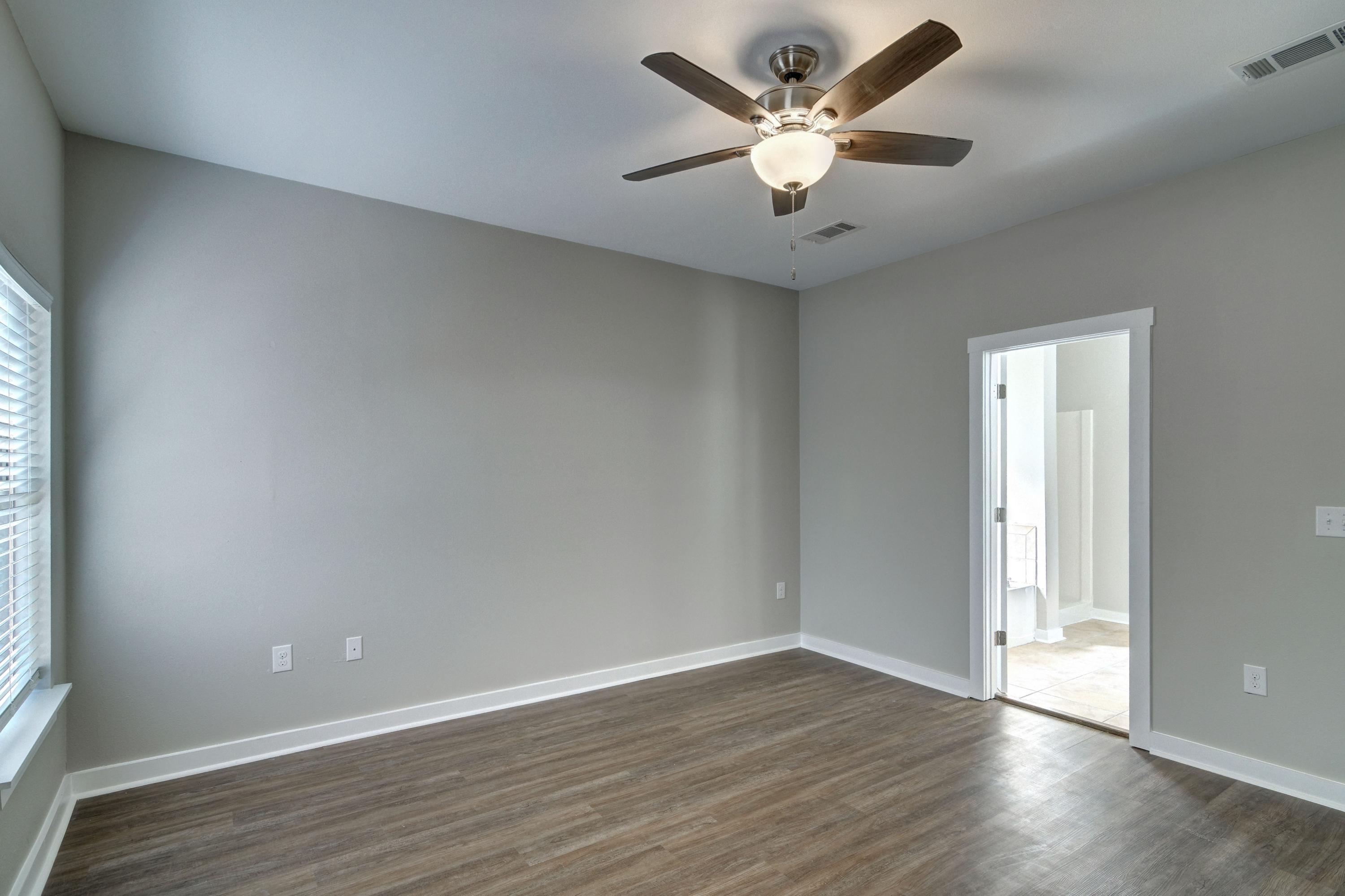 WALSH GLEN ESTATES - Residential