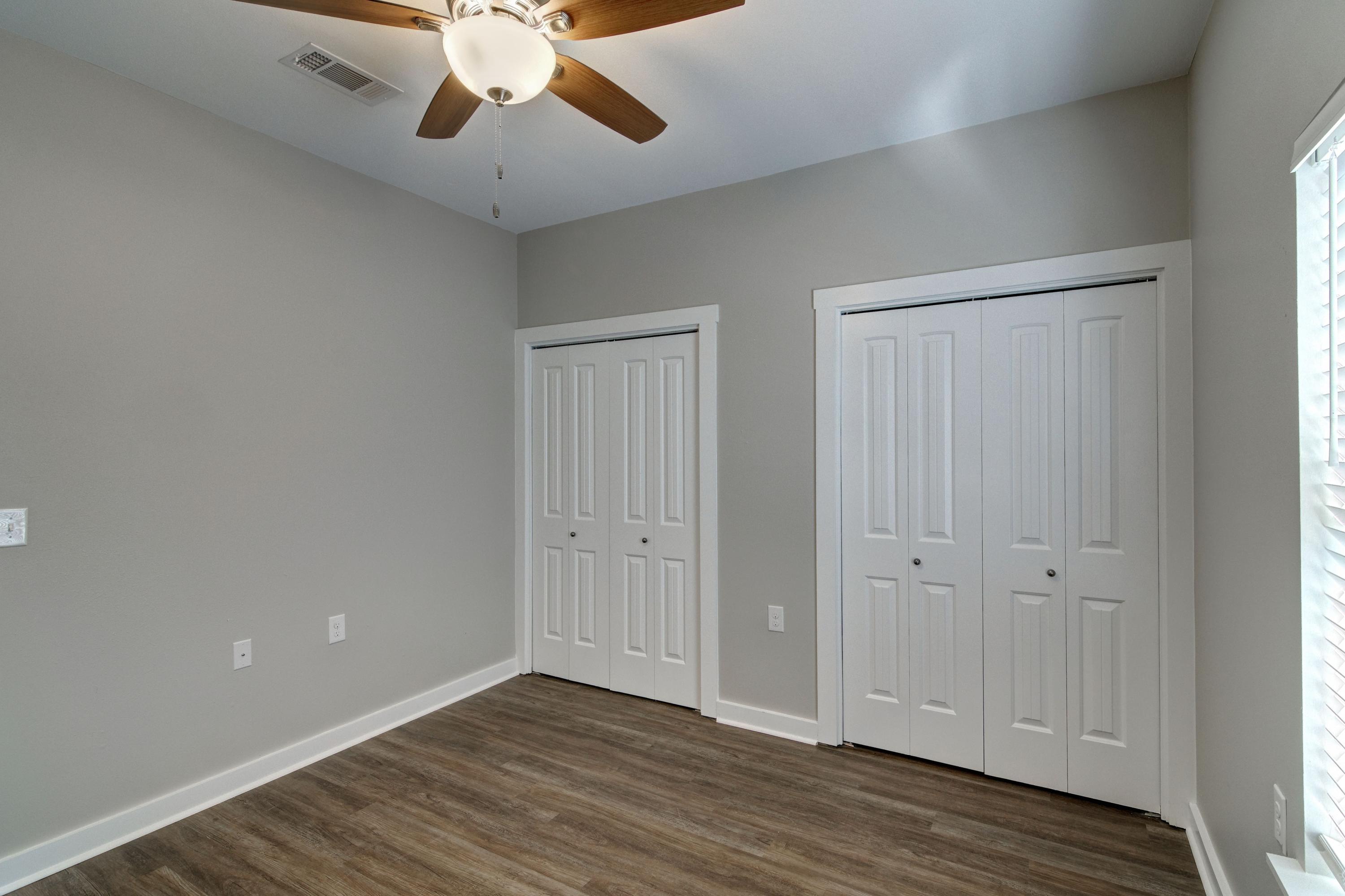 WALSH GLEN ESTATES - Residential