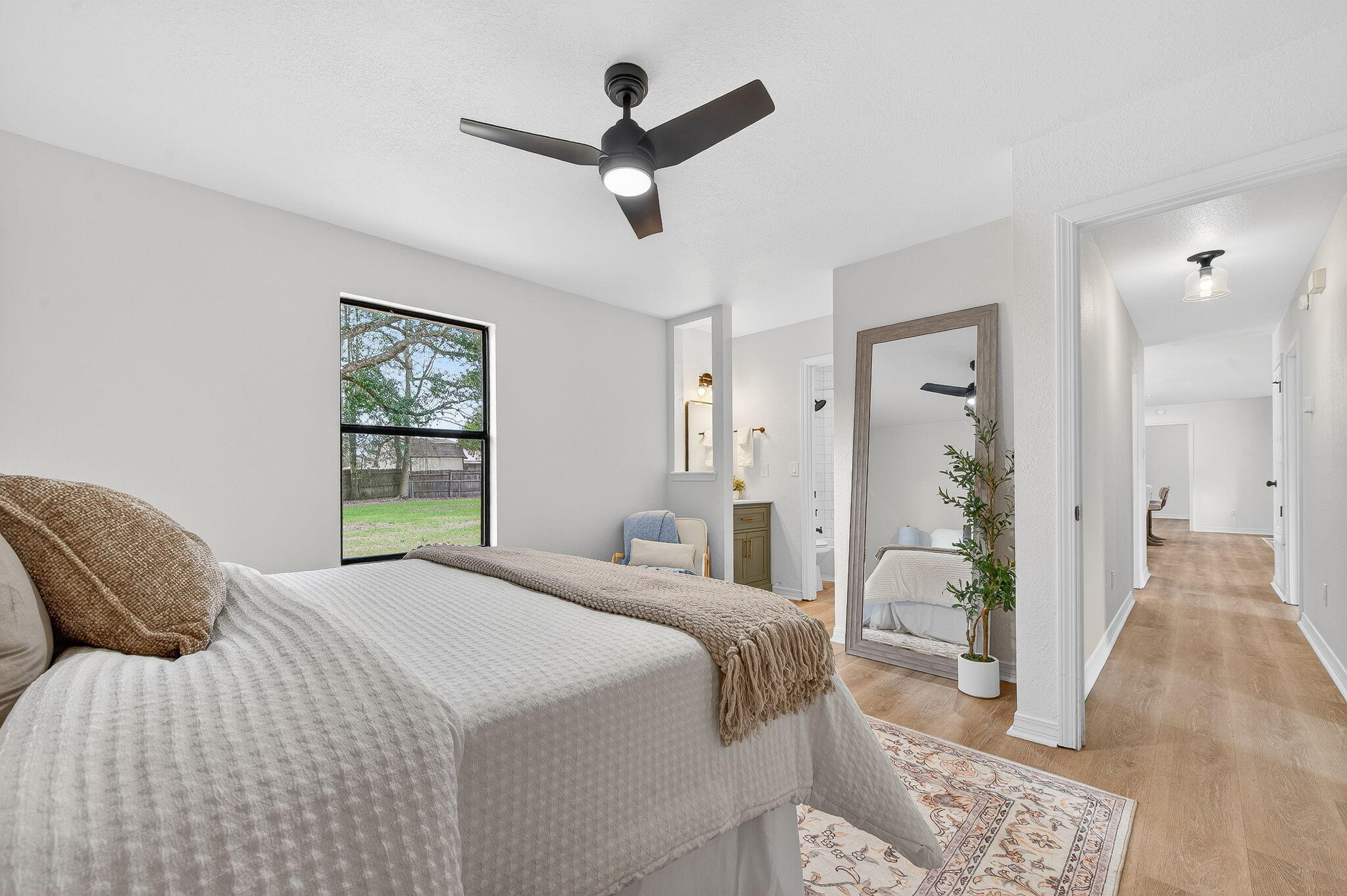 BELLVIEW PINES - Residential