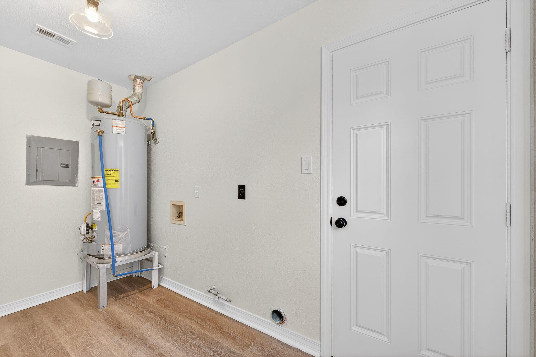 BELLVIEW PINES - Residential