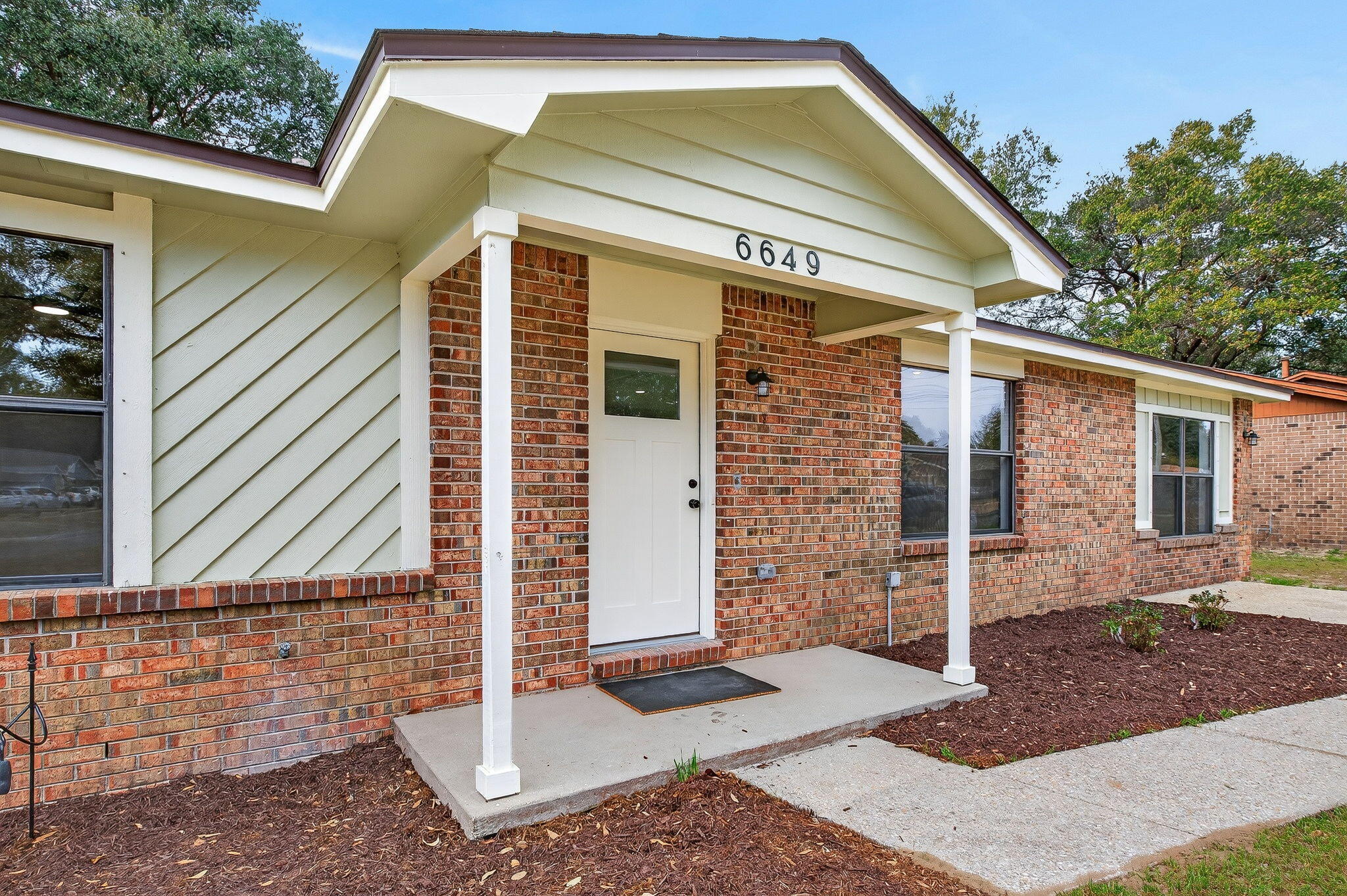BELLVIEW PINES - Residential