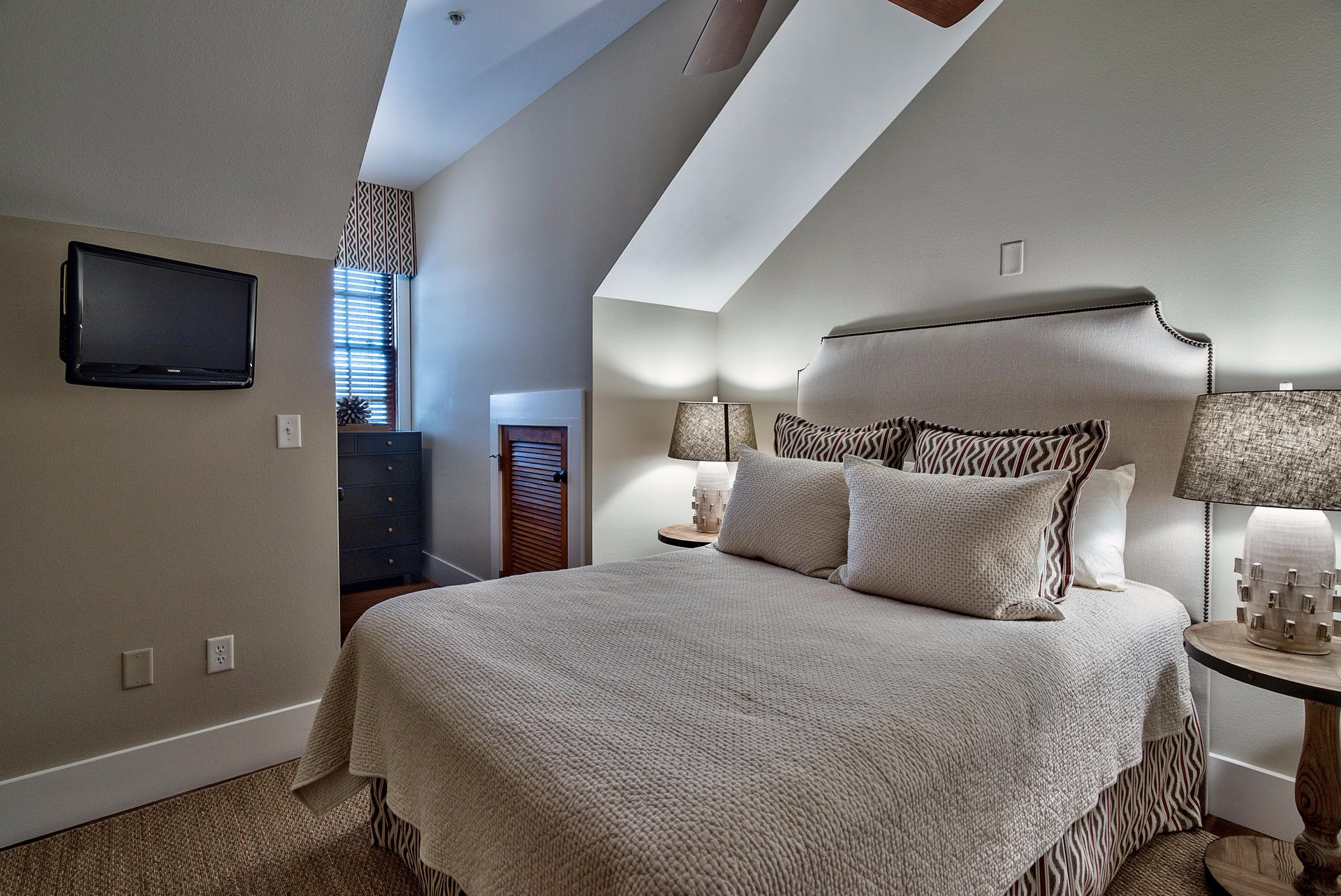 FISHERMAN'S VILLAGE - Residential Lease