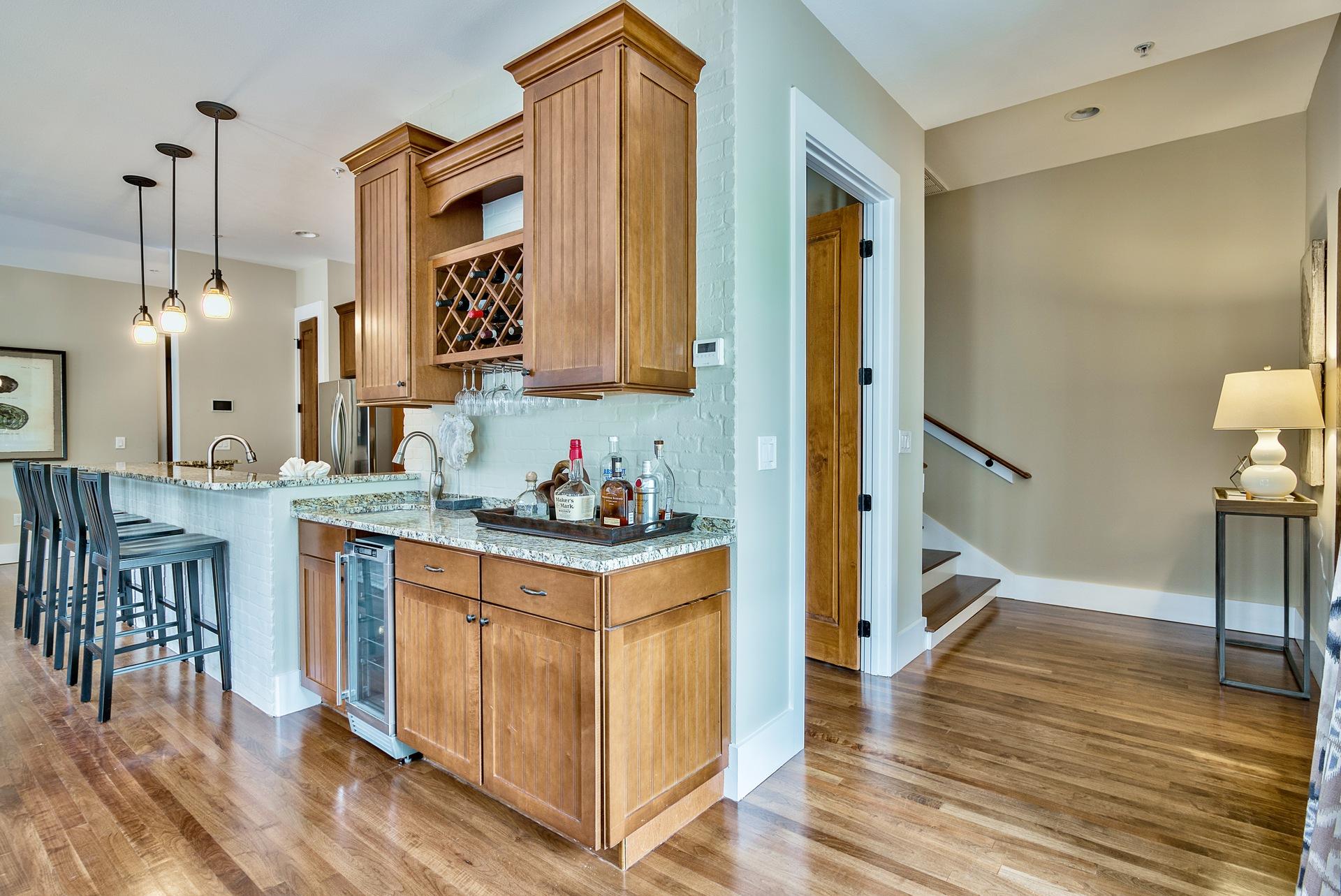 FISHERMAN'S VILLAGE - Residential Lease