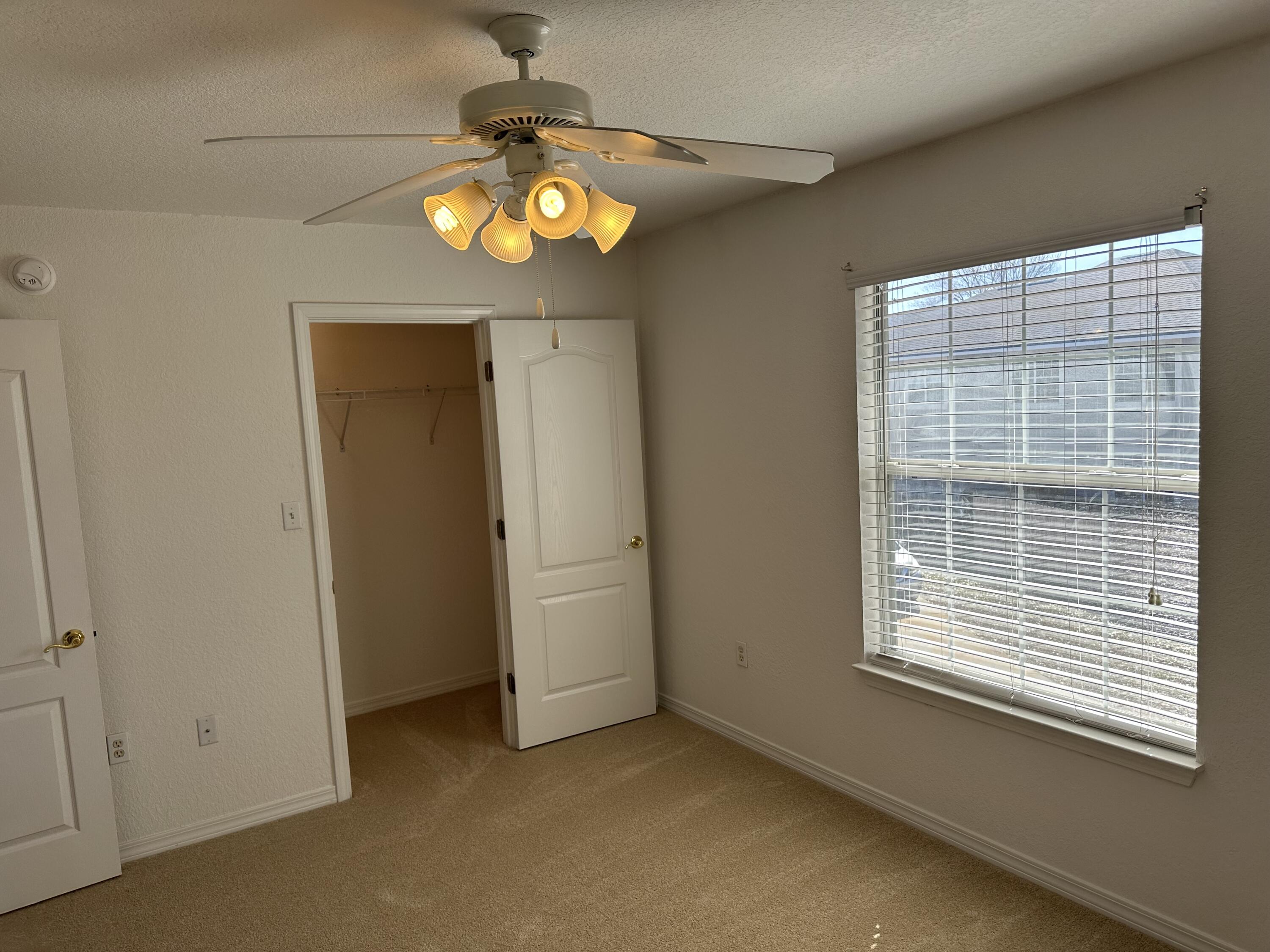 EMERALD LAKES PH 1 - Residential Lease