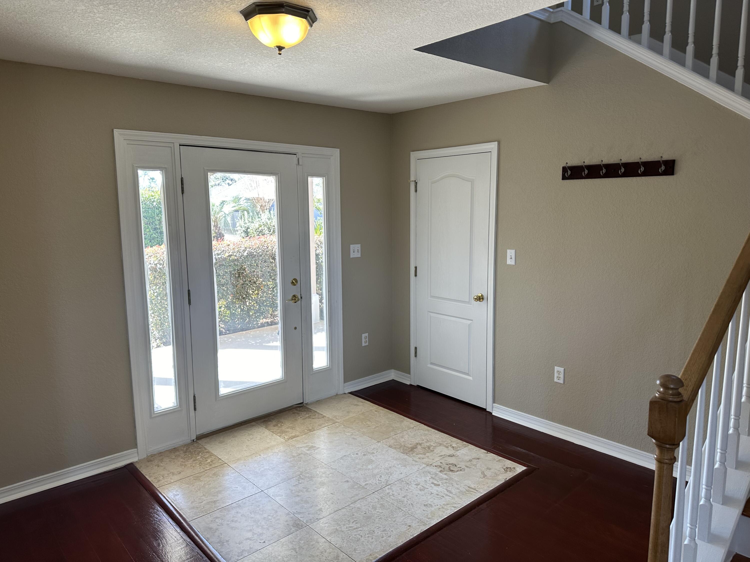EMERALD LAKES PH 1 - Residential Lease