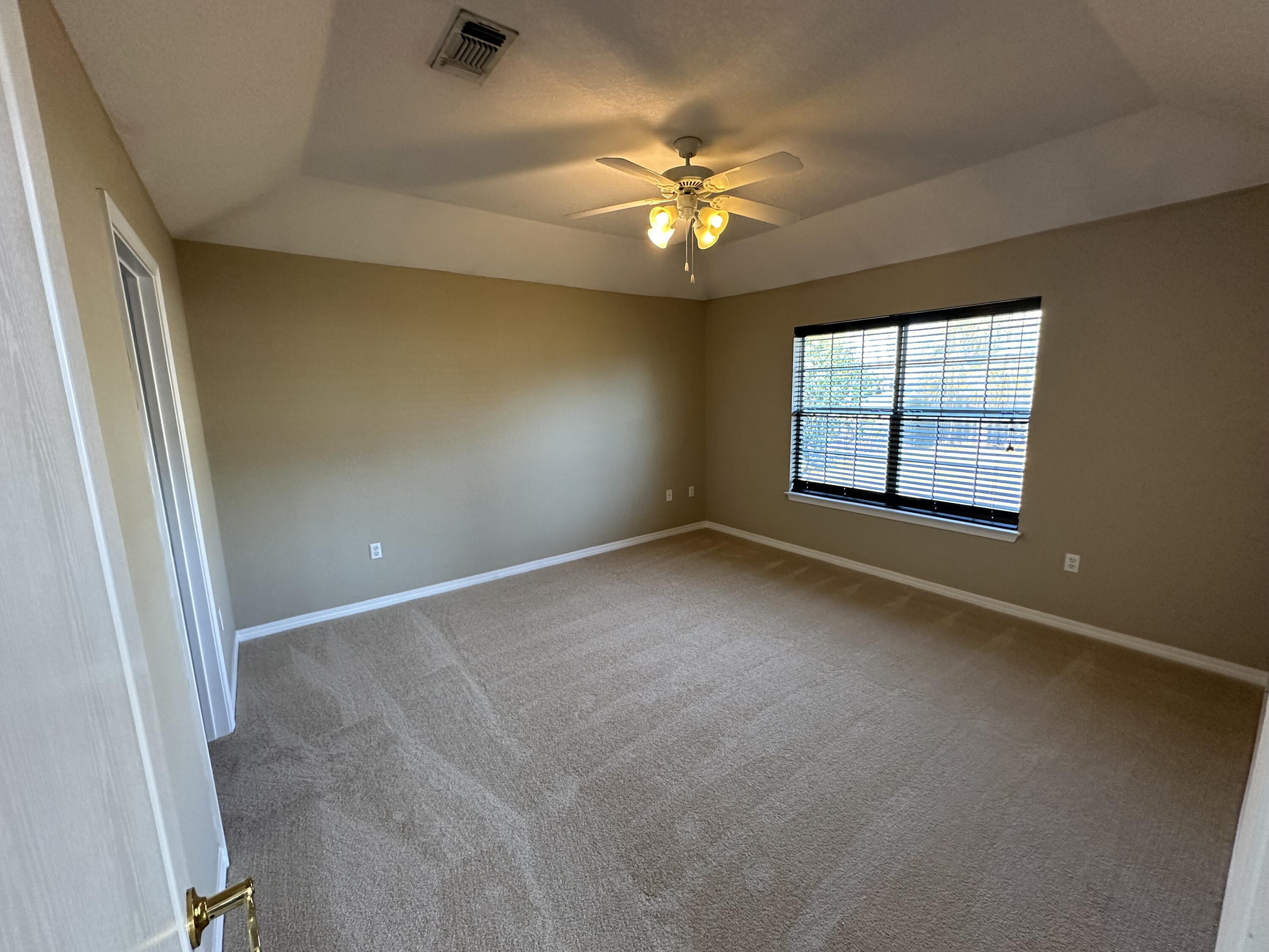 EMERALD LAKES PH 1 - Residential Lease