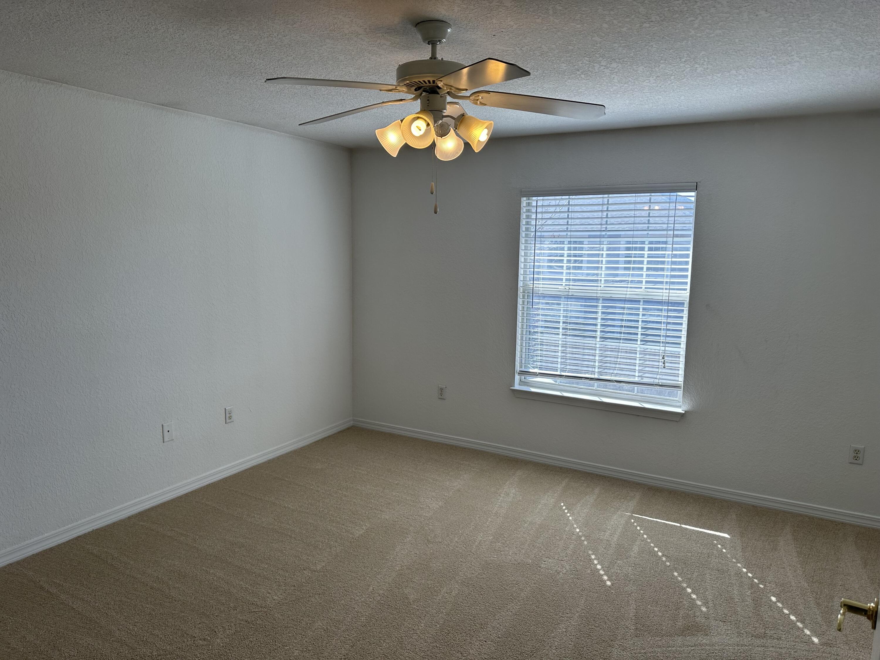 EMERALD LAKES PH 1 - Residential Lease