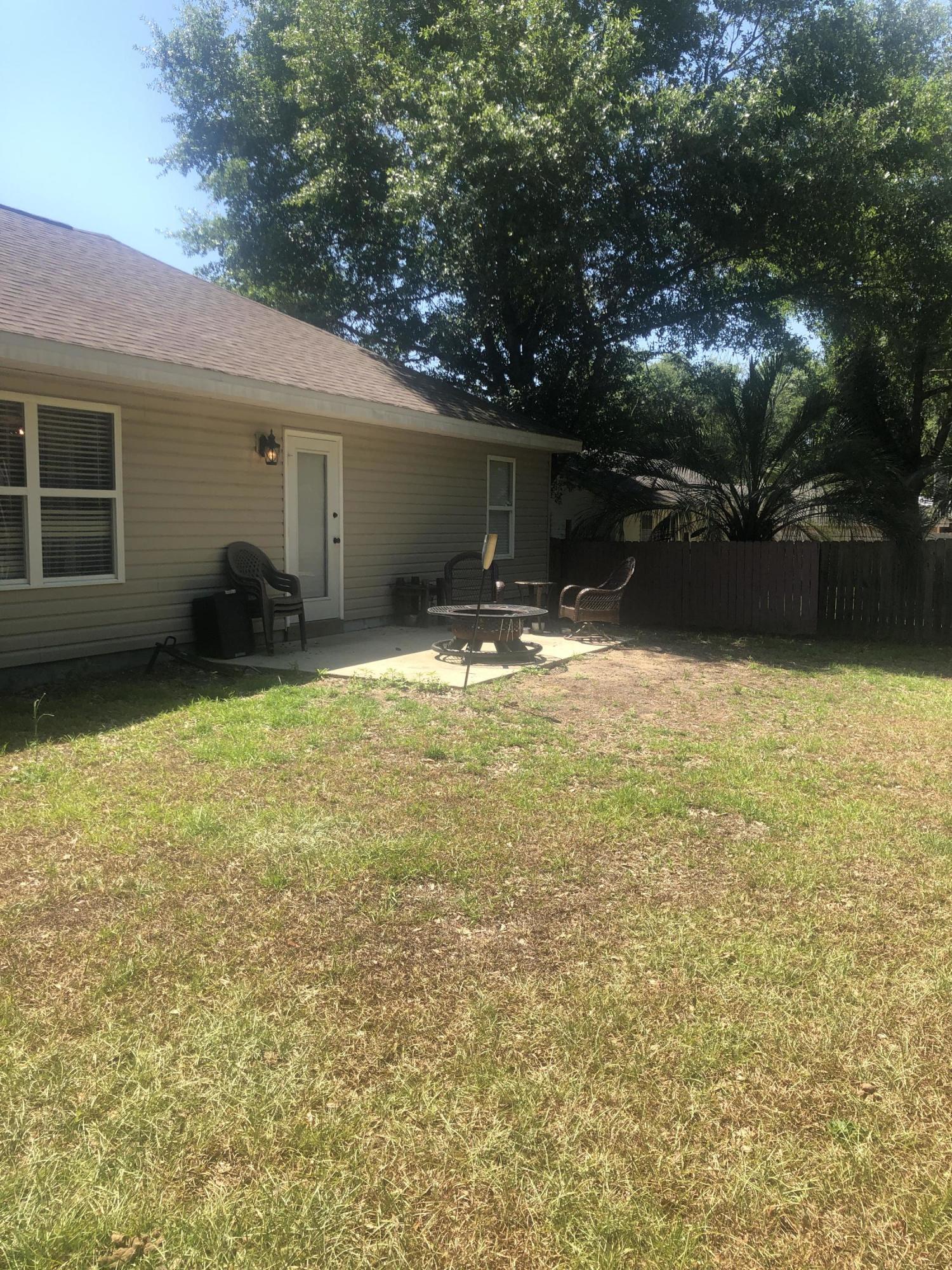 OAKDALE MINI FARMS - Residential Lease