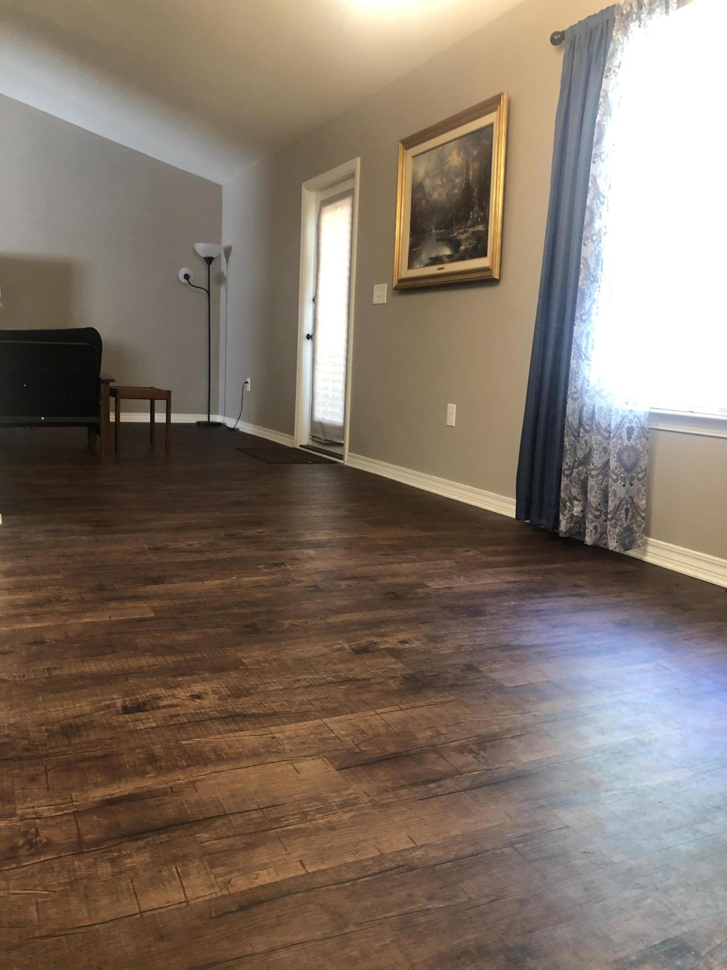 OAKDALE MINI FARMS - Residential Lease