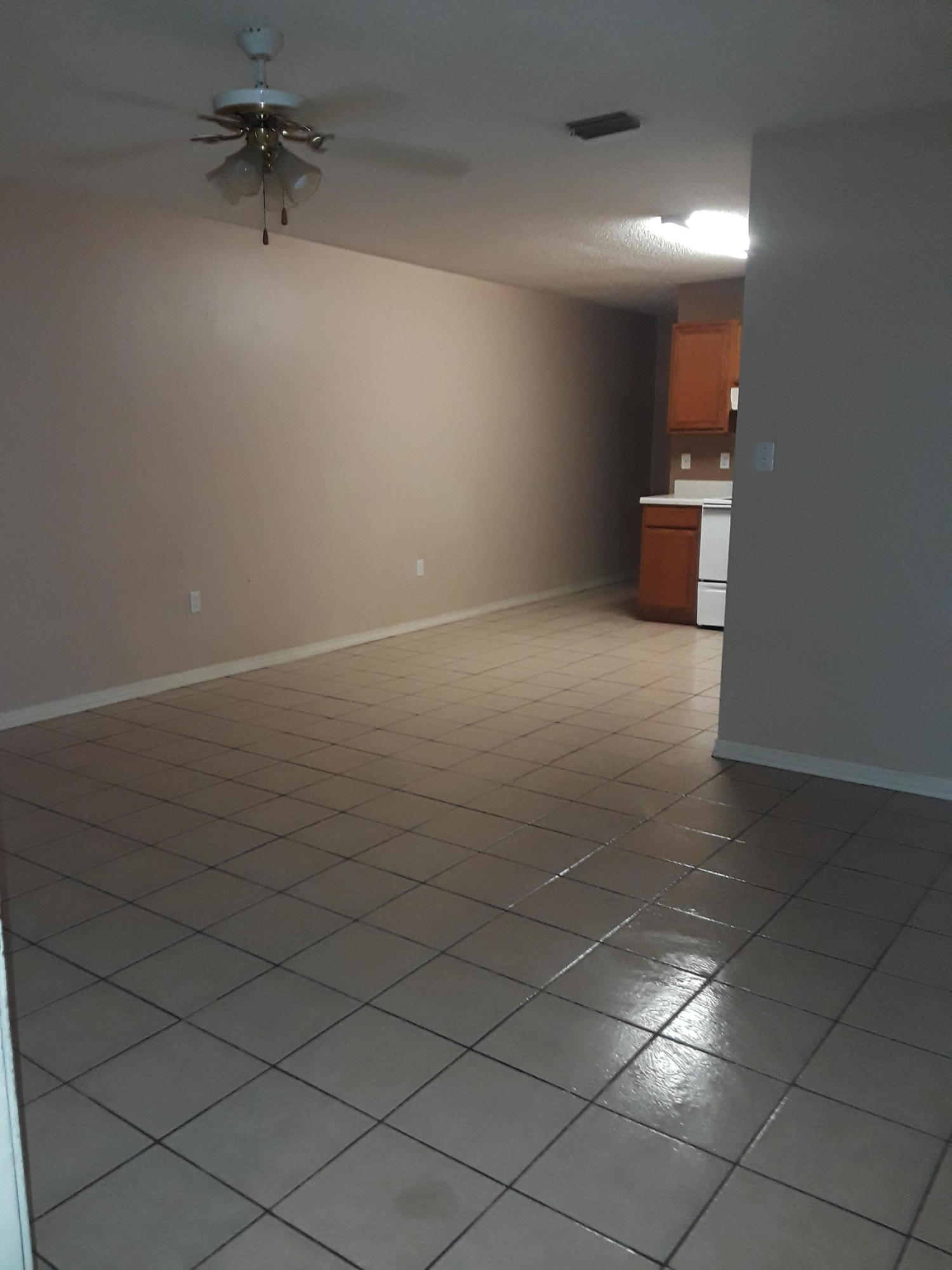 CRESCENT SHORES COM - Residential Lease