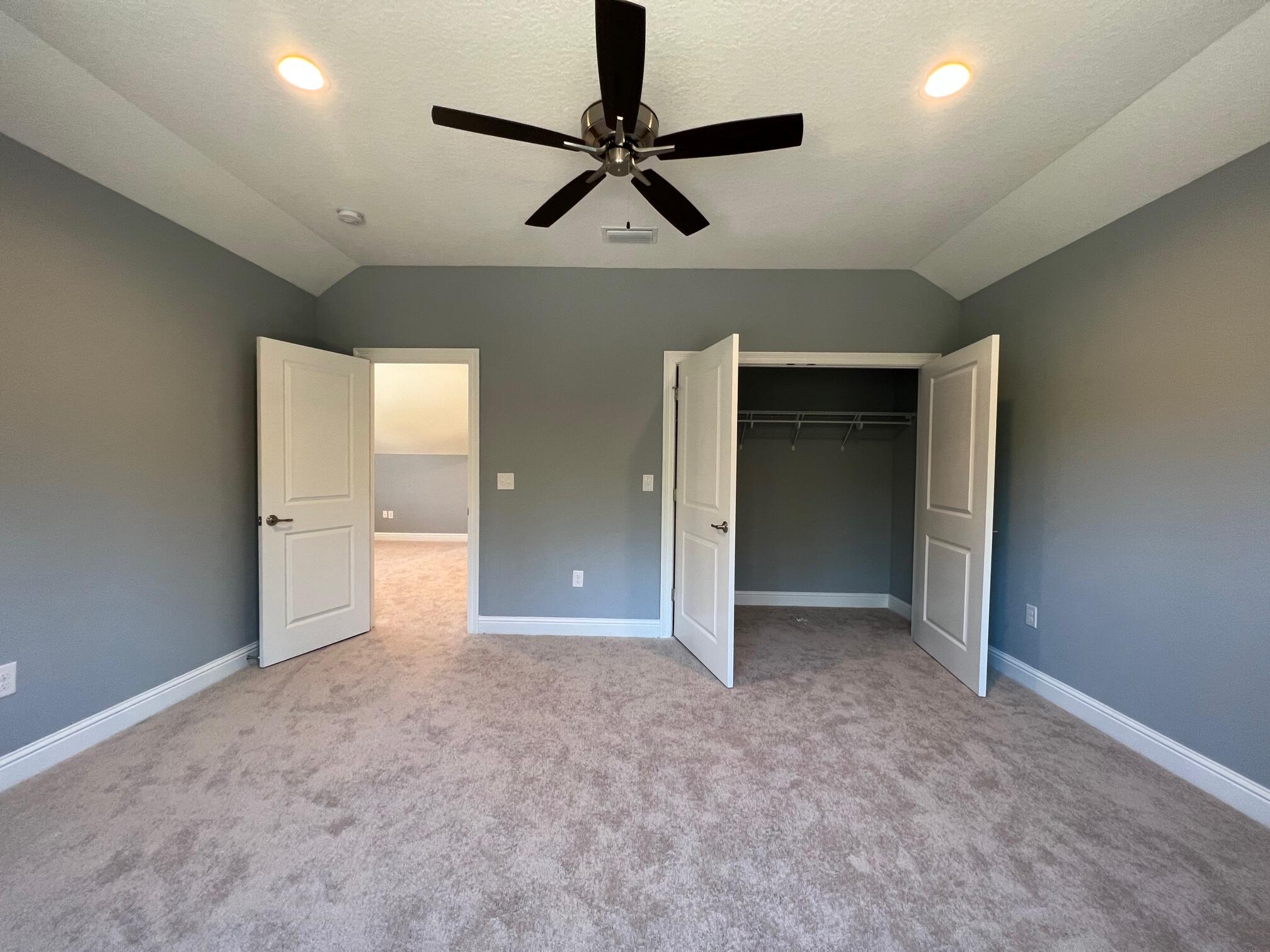 LAUREL OAKS S/D - Residential Lease