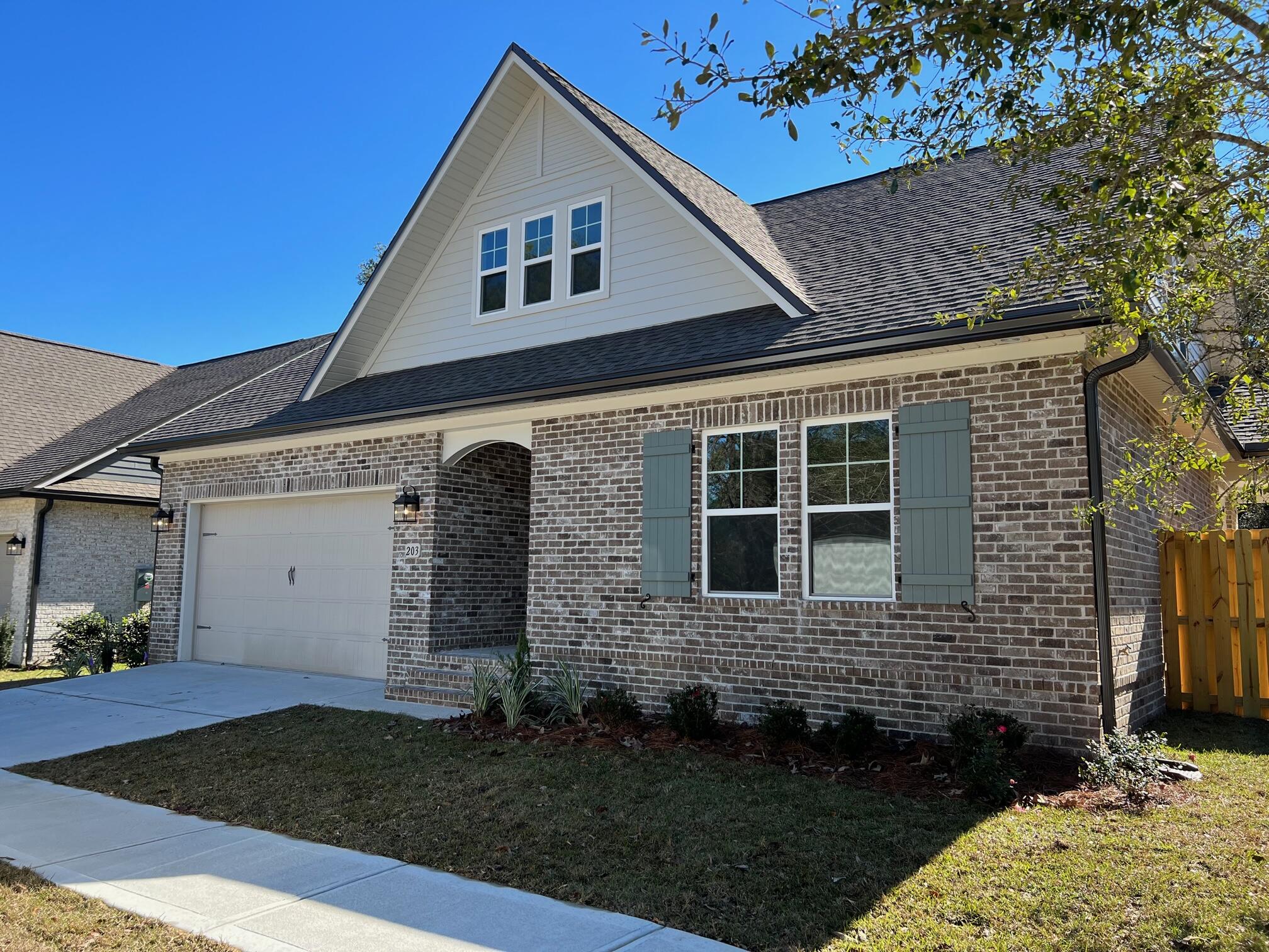 Laurel Oaks is one of the newest communities in the Freeport area! The Cottage One floor plan has 2361 sqft with 4 bedrooms, 3 baths, and a very spacious media room. Brick exterior, covered entry, 2 car garage, and fenced in yard with automatic sprinkler system. Interior finishes include 9 ft ceilings, laminate, tile, and carpet floor coverings, brushed nickel fixtures, and a double vanity and walk-in closet in the master bath. Some of the upgrades include 8' interior doors, crown molding, and cased windows on the first floor and large tiled shower in the Master bath.
Photos are from just after construction. Refrigerator is included.