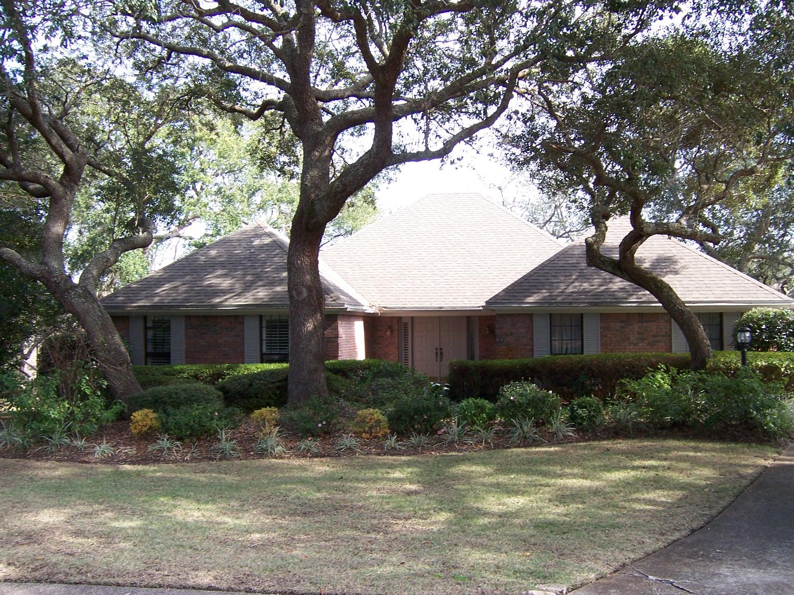 CARRIBEAN VILLAGE SO - Residential Lease