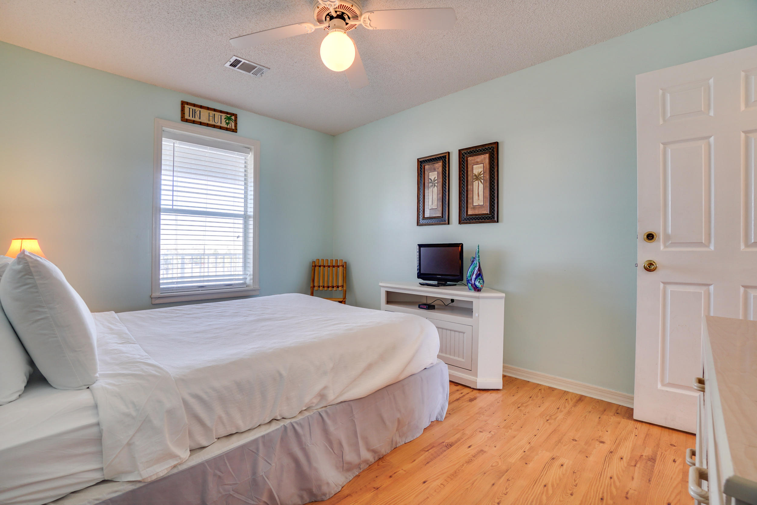 BEACHSIDE VILLAS CONDO - Residential