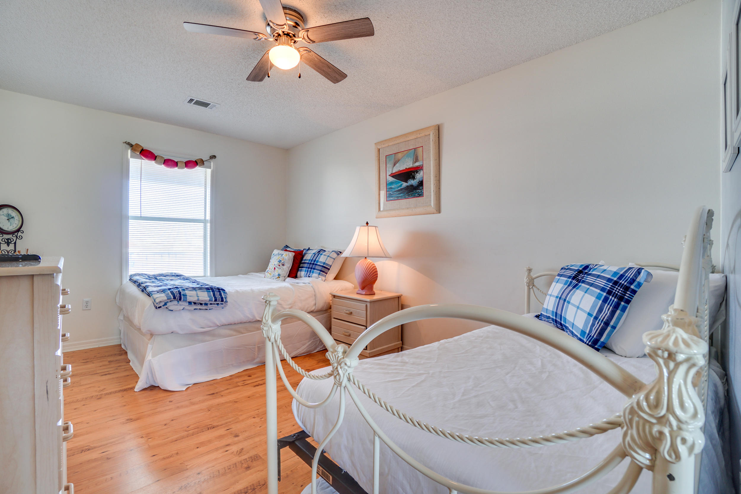 BEACHSIDE VILLAS CONDO - Residential