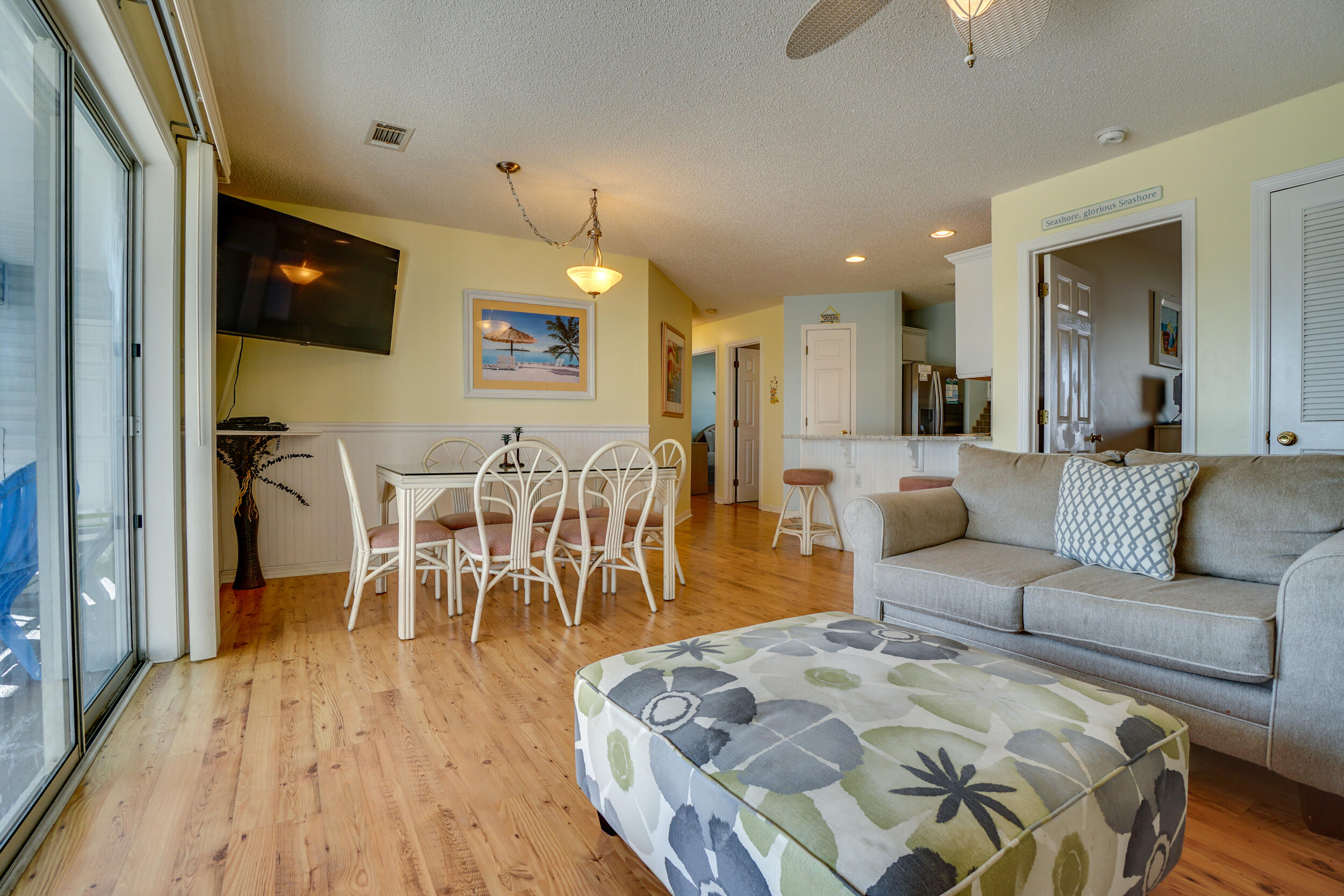 BEACHSIDE VILLAS CONDO - Residential