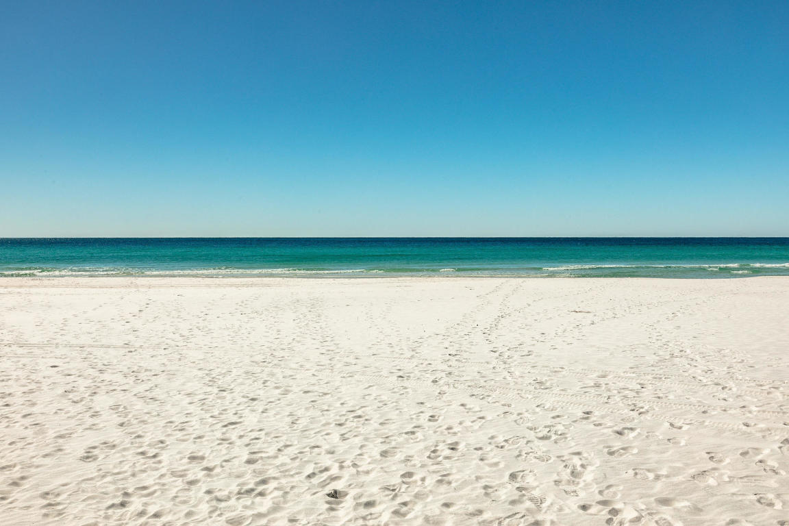 BEACHSIDE VILLAS CONDO - Residential