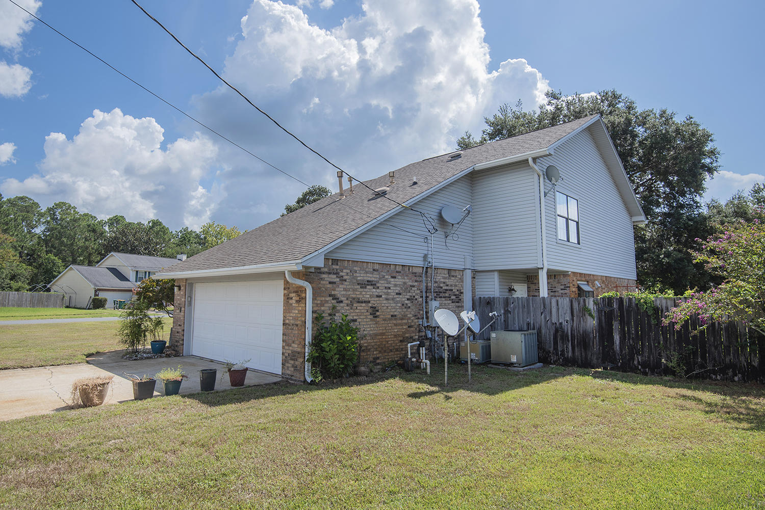TIMBERLAKE ESTATES 1ST ADDN - Residential