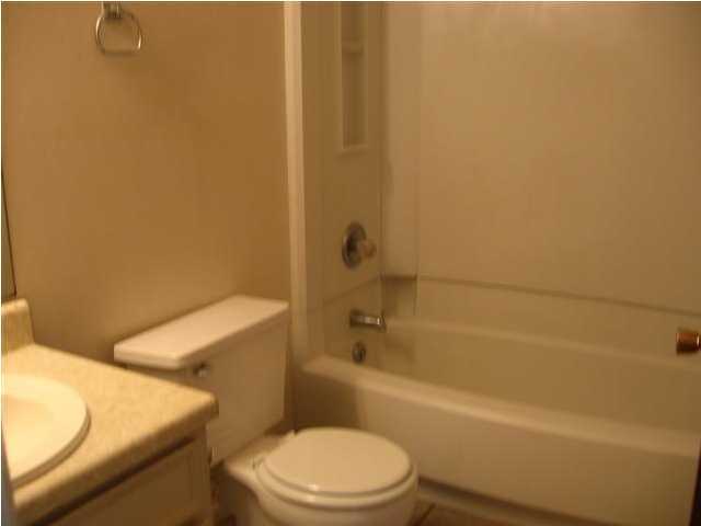CLASSIC MANOR - Residential Lease