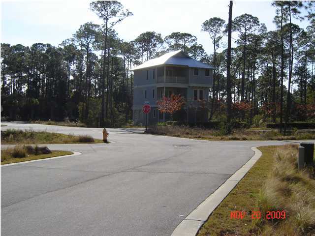 TREETOP VILLAGE - Land