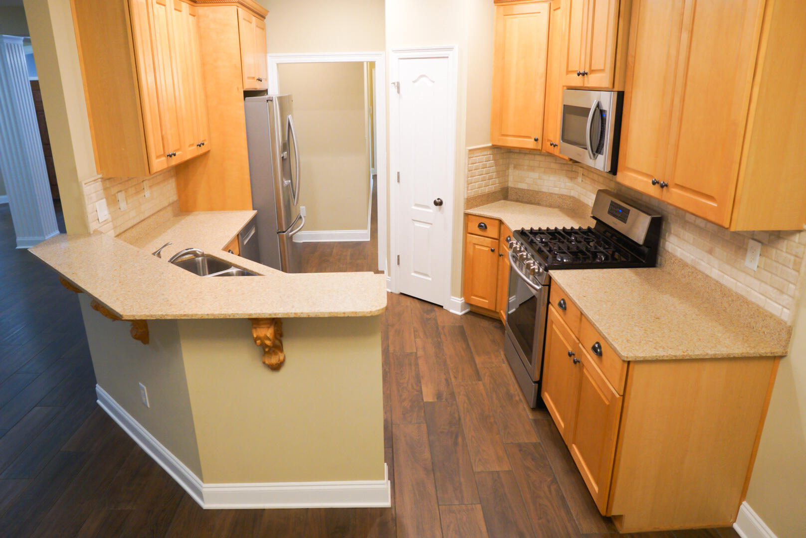 CLAIRE'S VINEYARD - Residential Lease