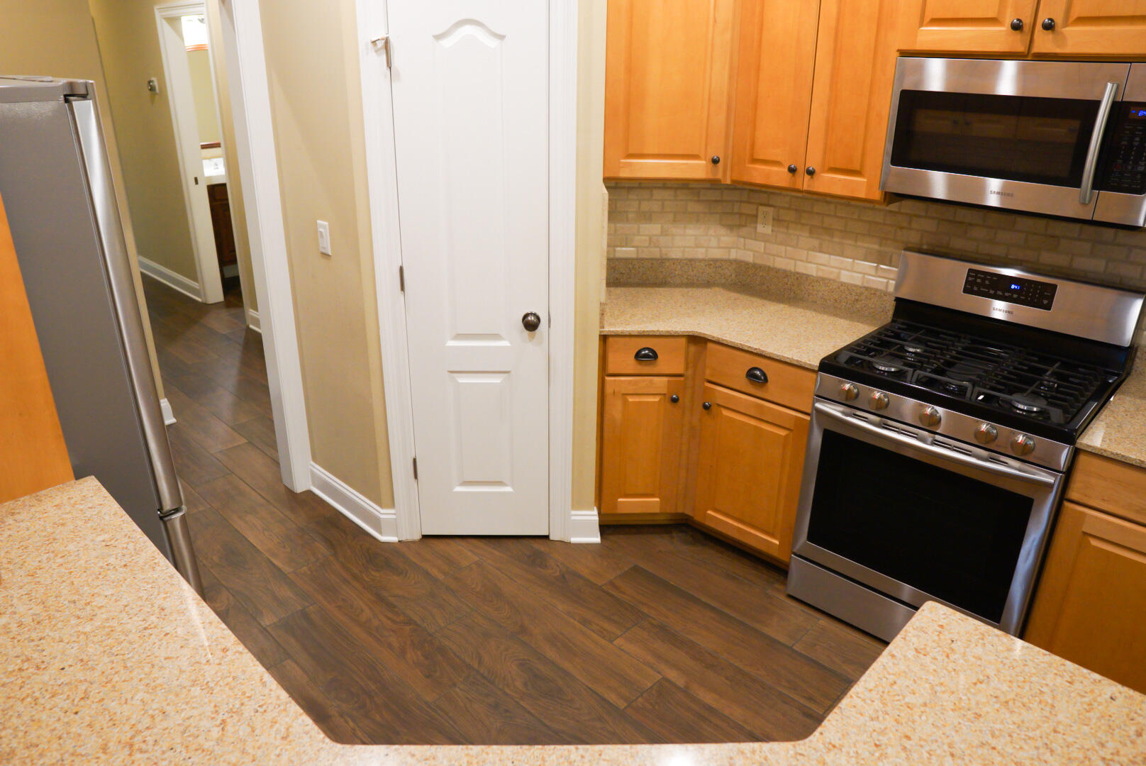 CLAIRE'S VINEYARD - Residential Lease