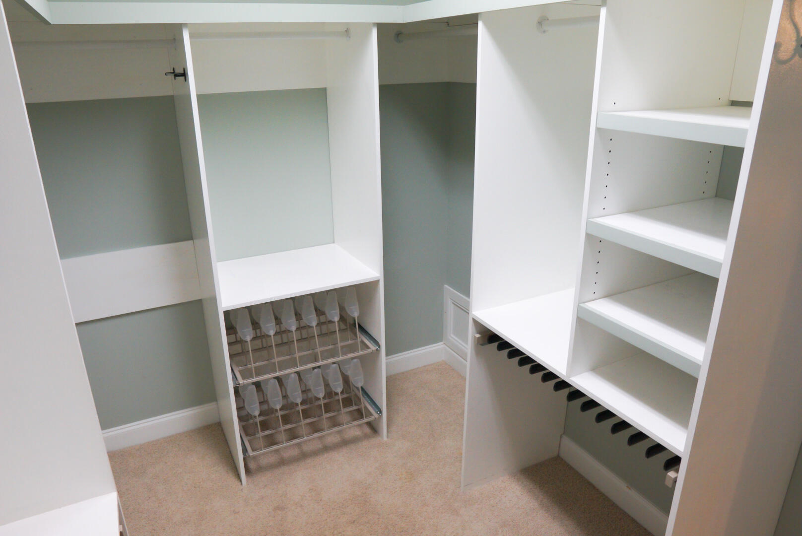 CLAIRE'S VINEYARD - Residential Lease