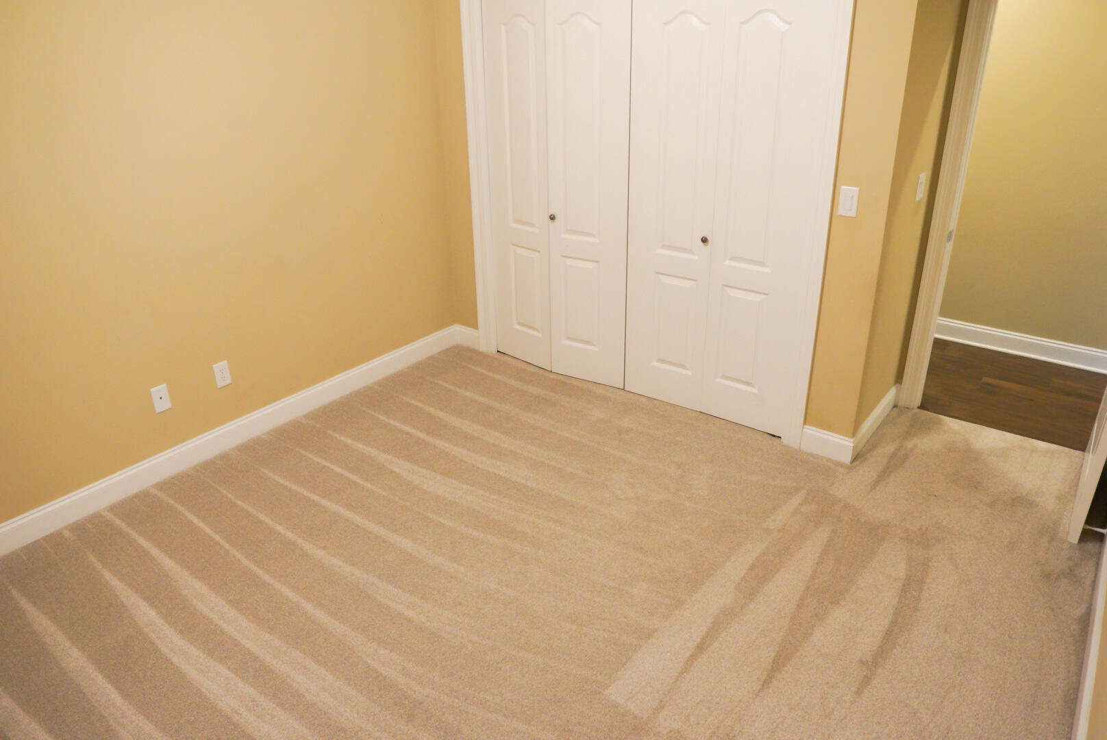 CLAIRE'S VINEYARD - Residential Lease