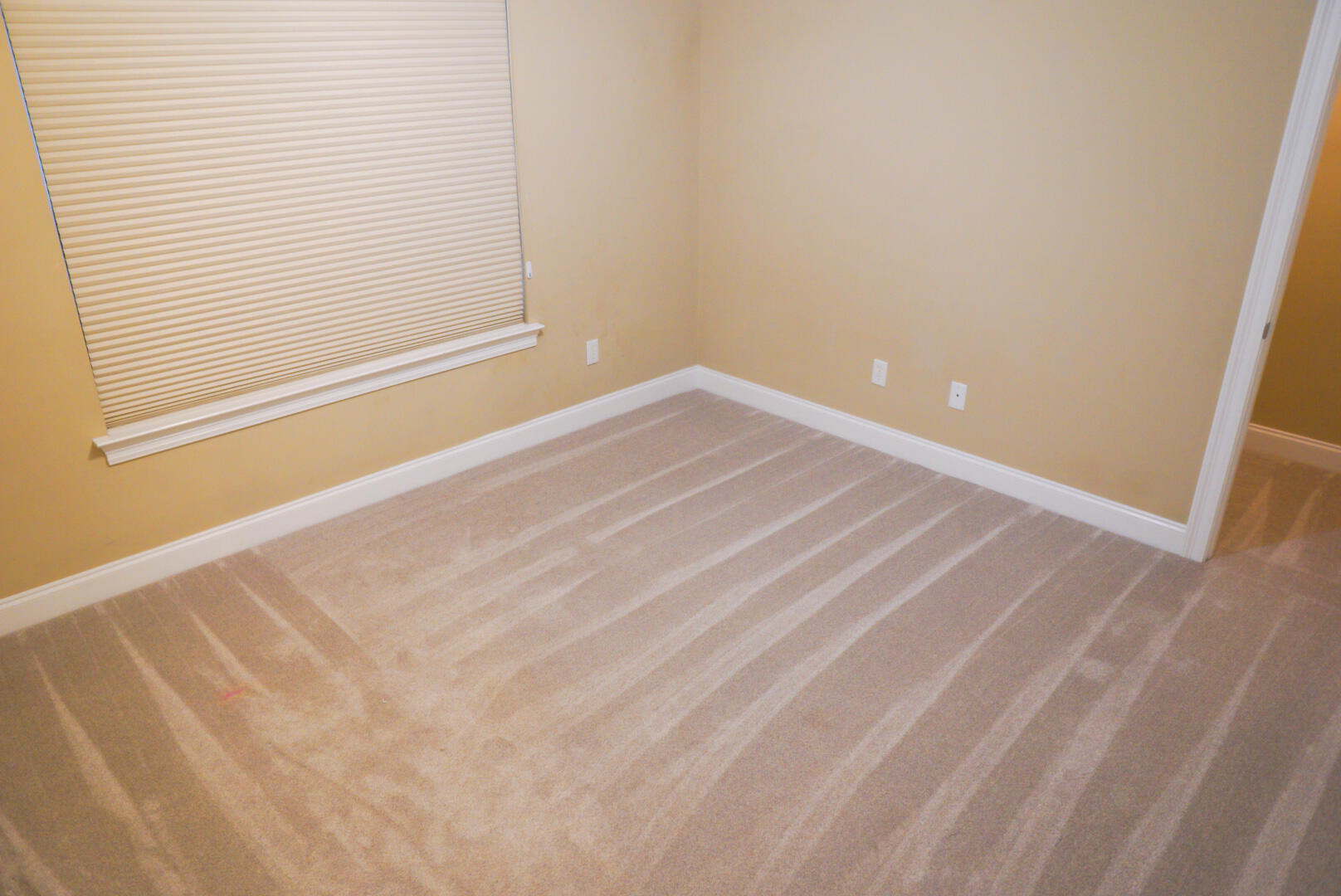 CLAIRE'S VINEYARD - Residential Lease