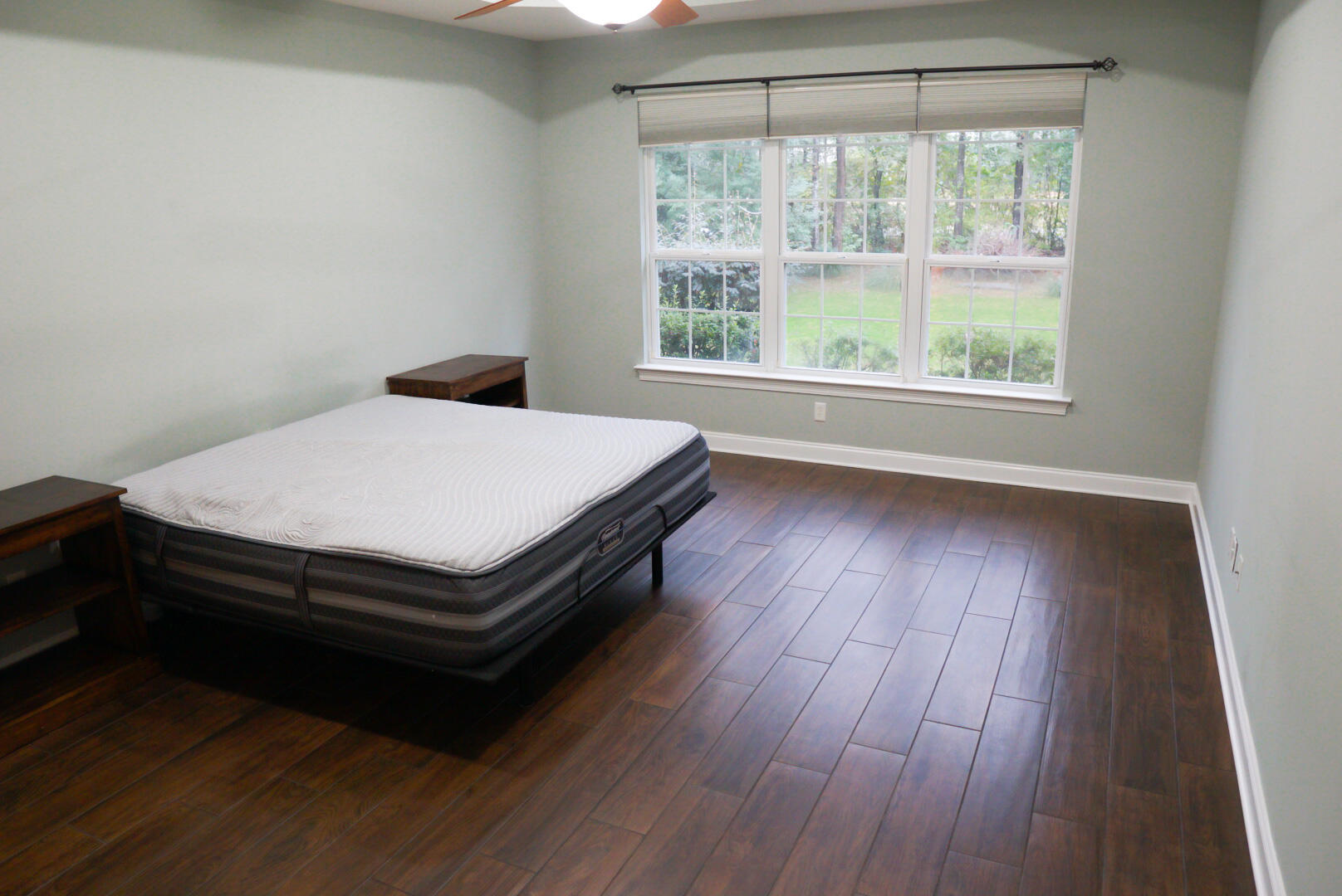 CLAIRE'S VINEYARD - Residential Lease