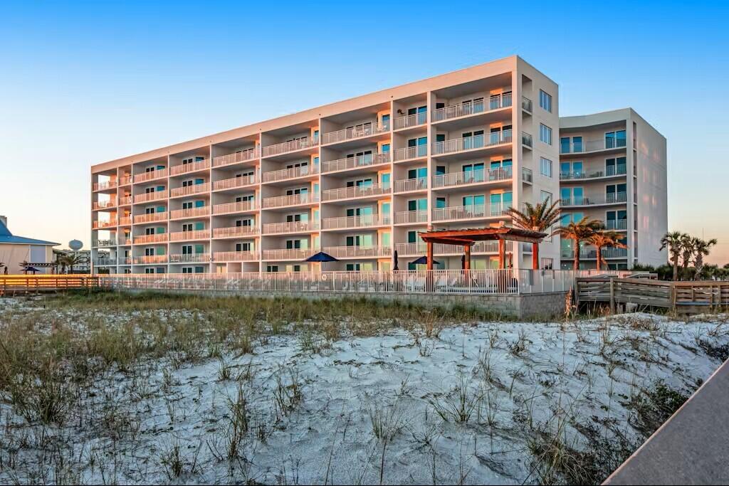 BLU Condo - Residential