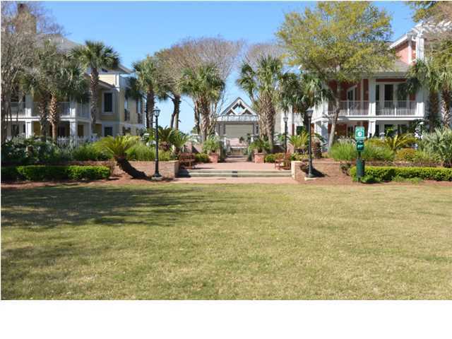 PILOT HOUSE - Residential Lease