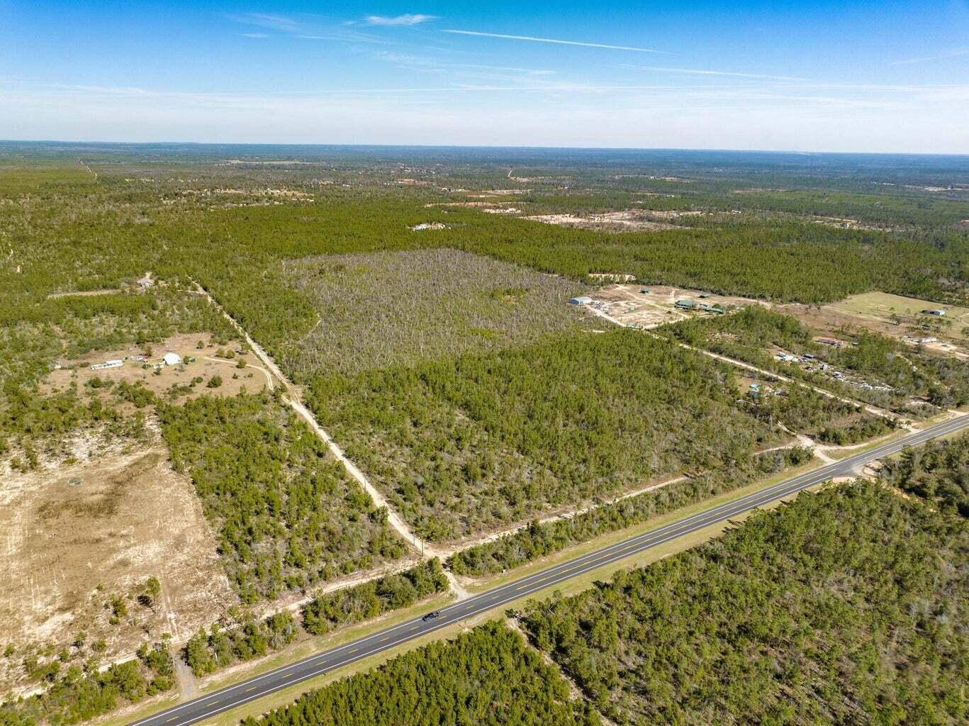 NO RECORDED SUBDIVISION - Land