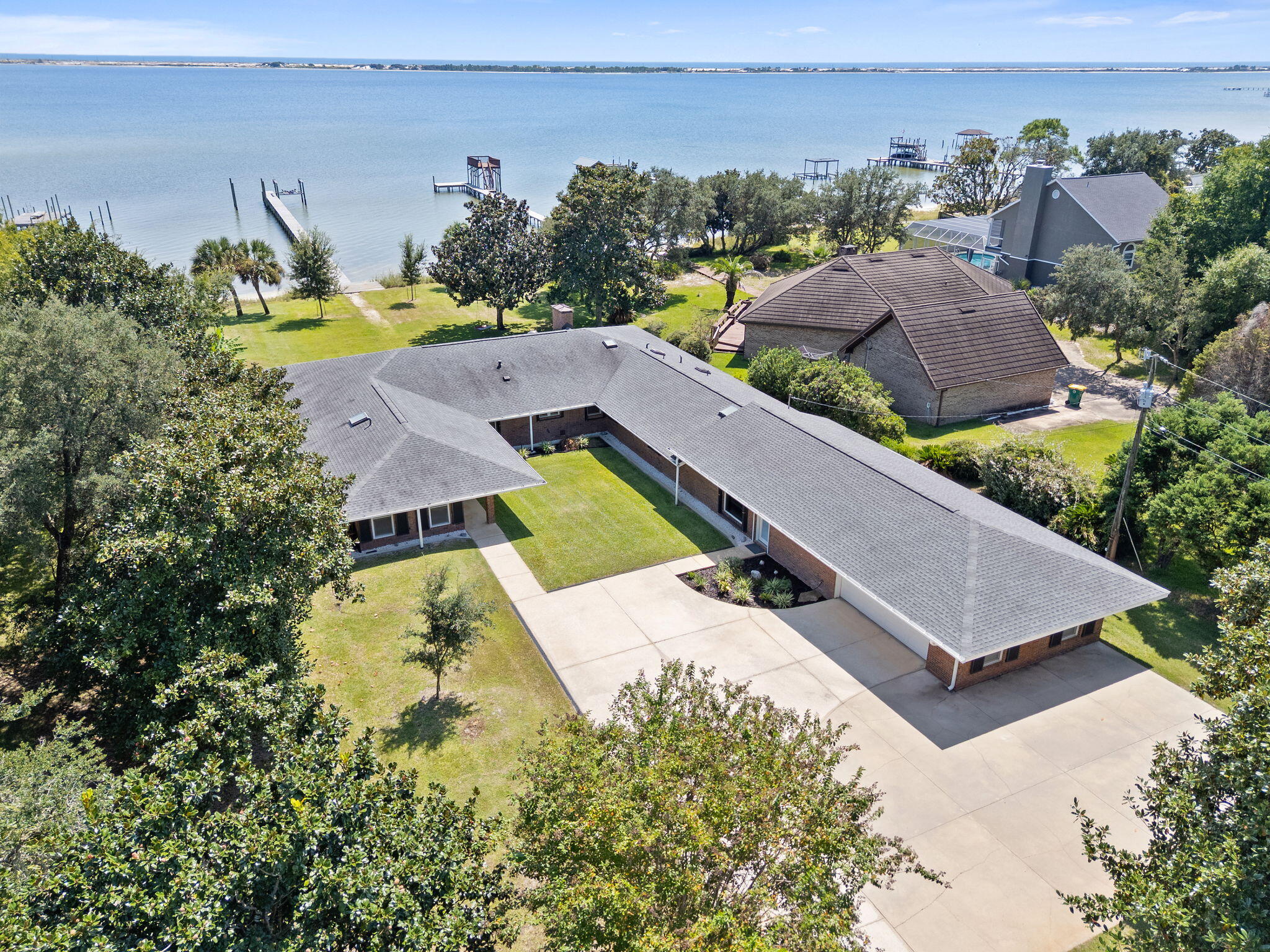 WYNNEHAVEN BEACH ESTATES - Residential