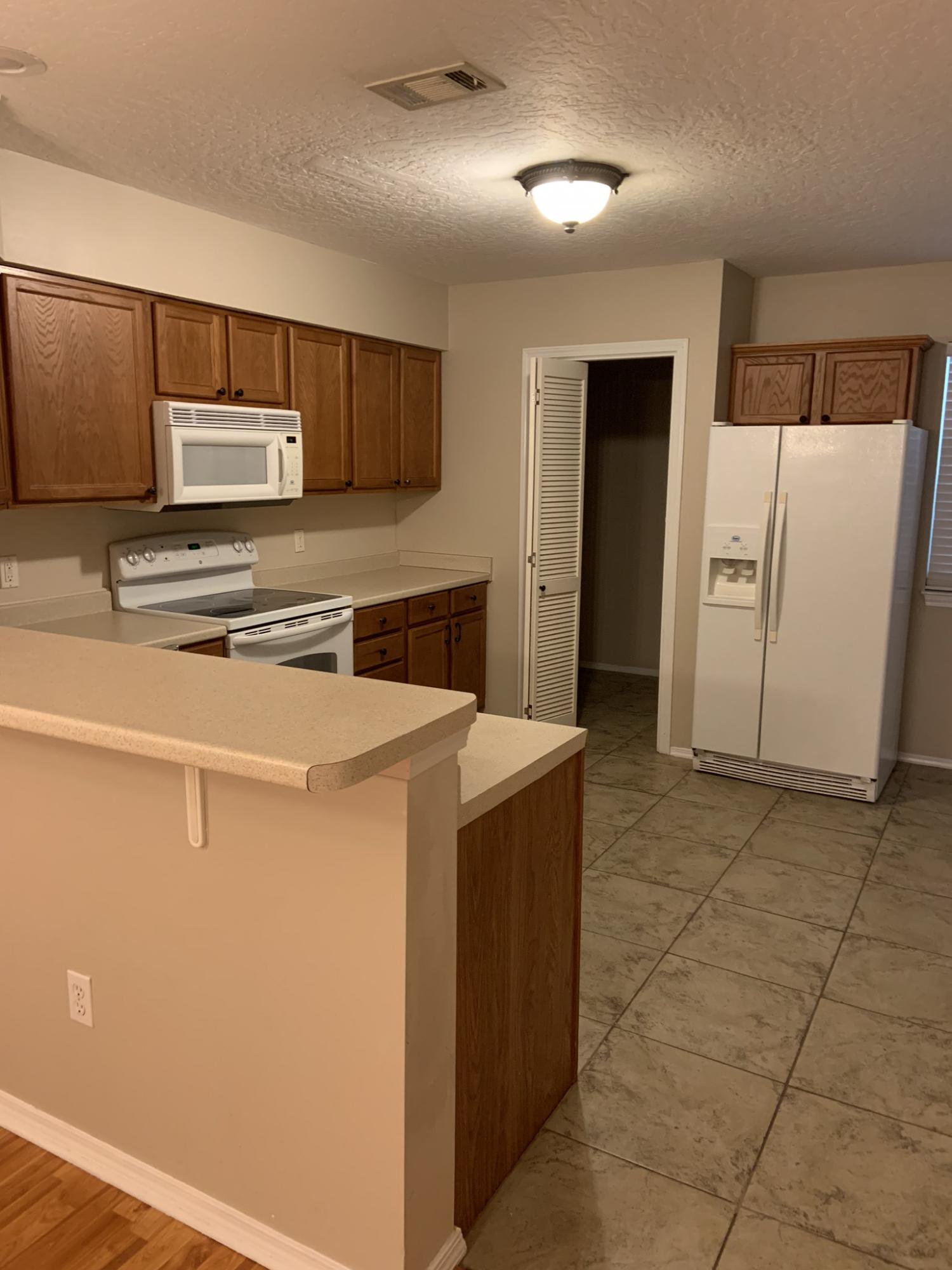 SHAY LIN T/H - Residential Lease