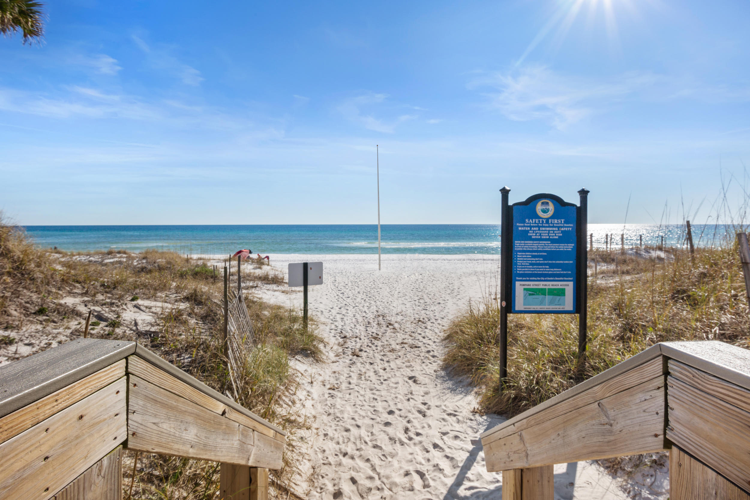 CRYSTAL BEACH - Residential