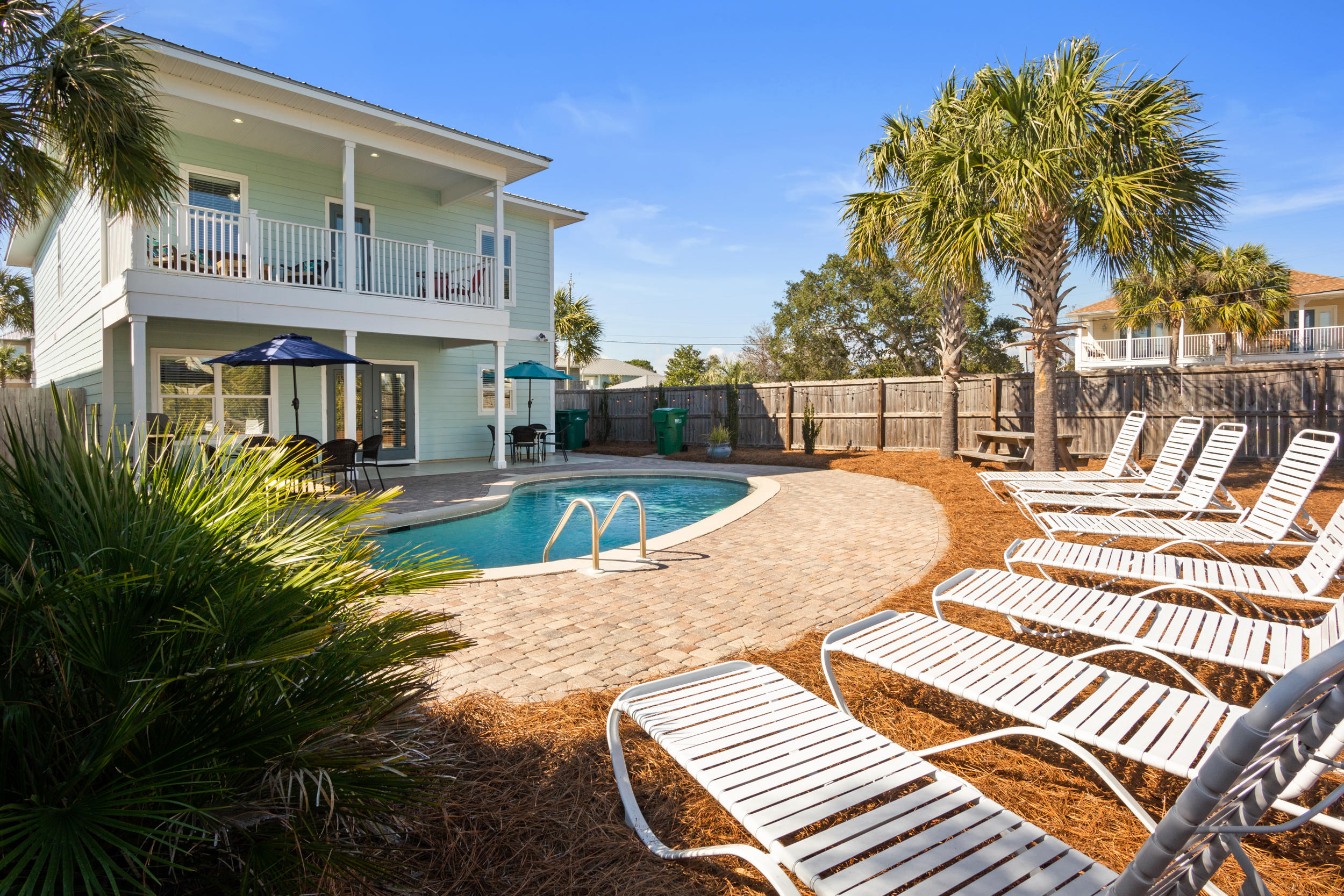 CRYSTAL BEACH - Residential