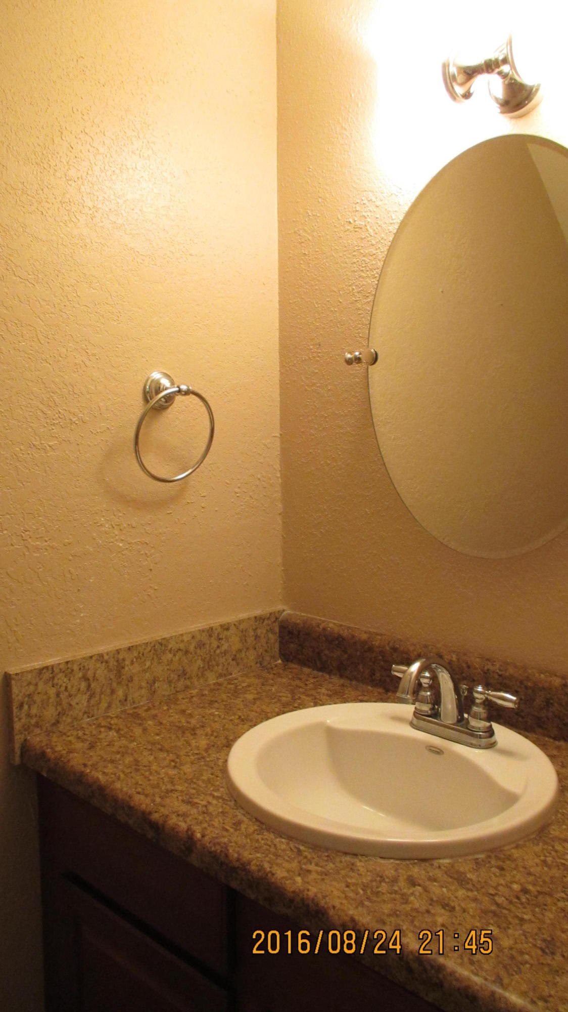 BAYWOOD T/H - Residential Lease