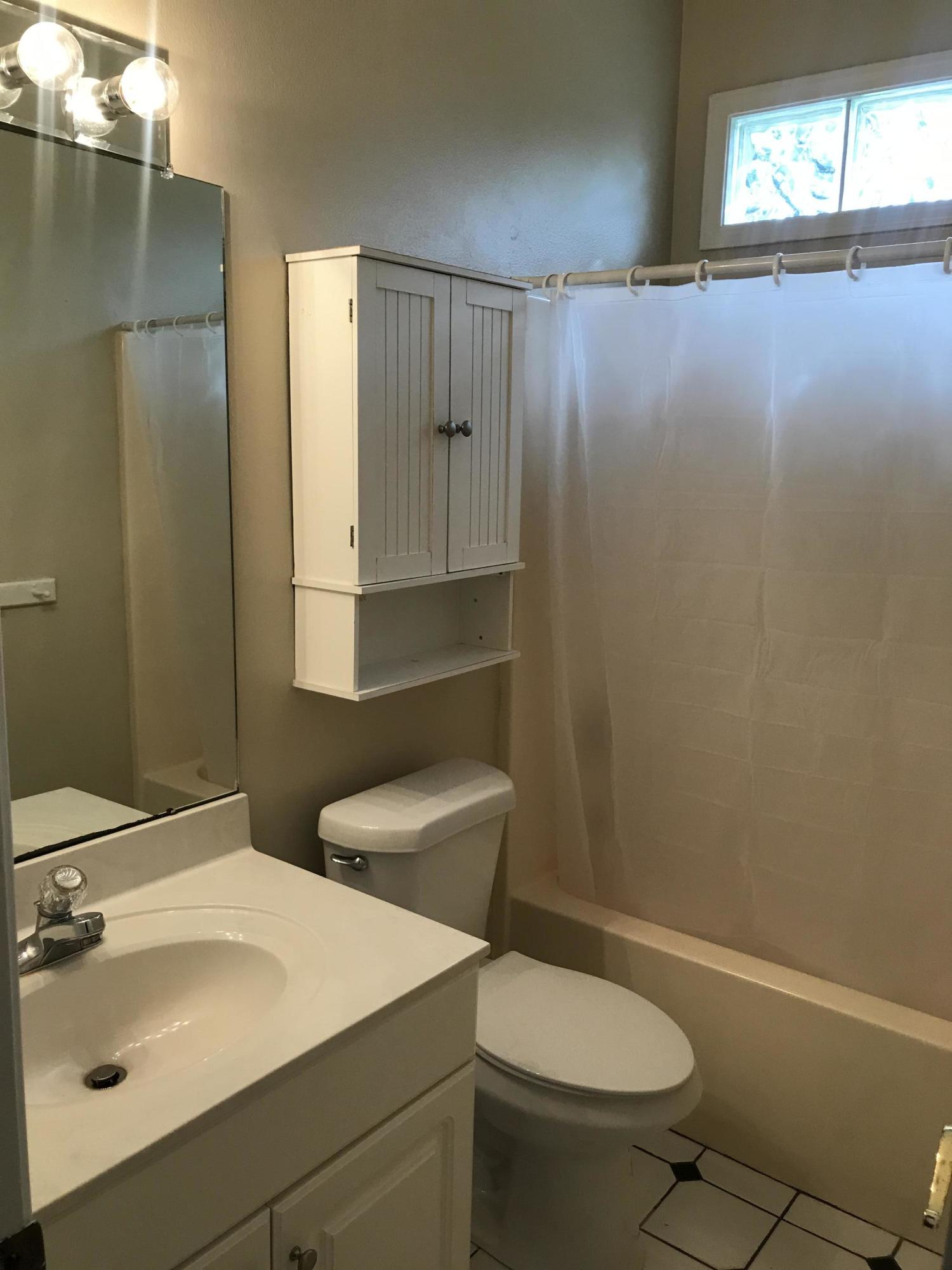 WINDSOR FOREST - Residential Lease