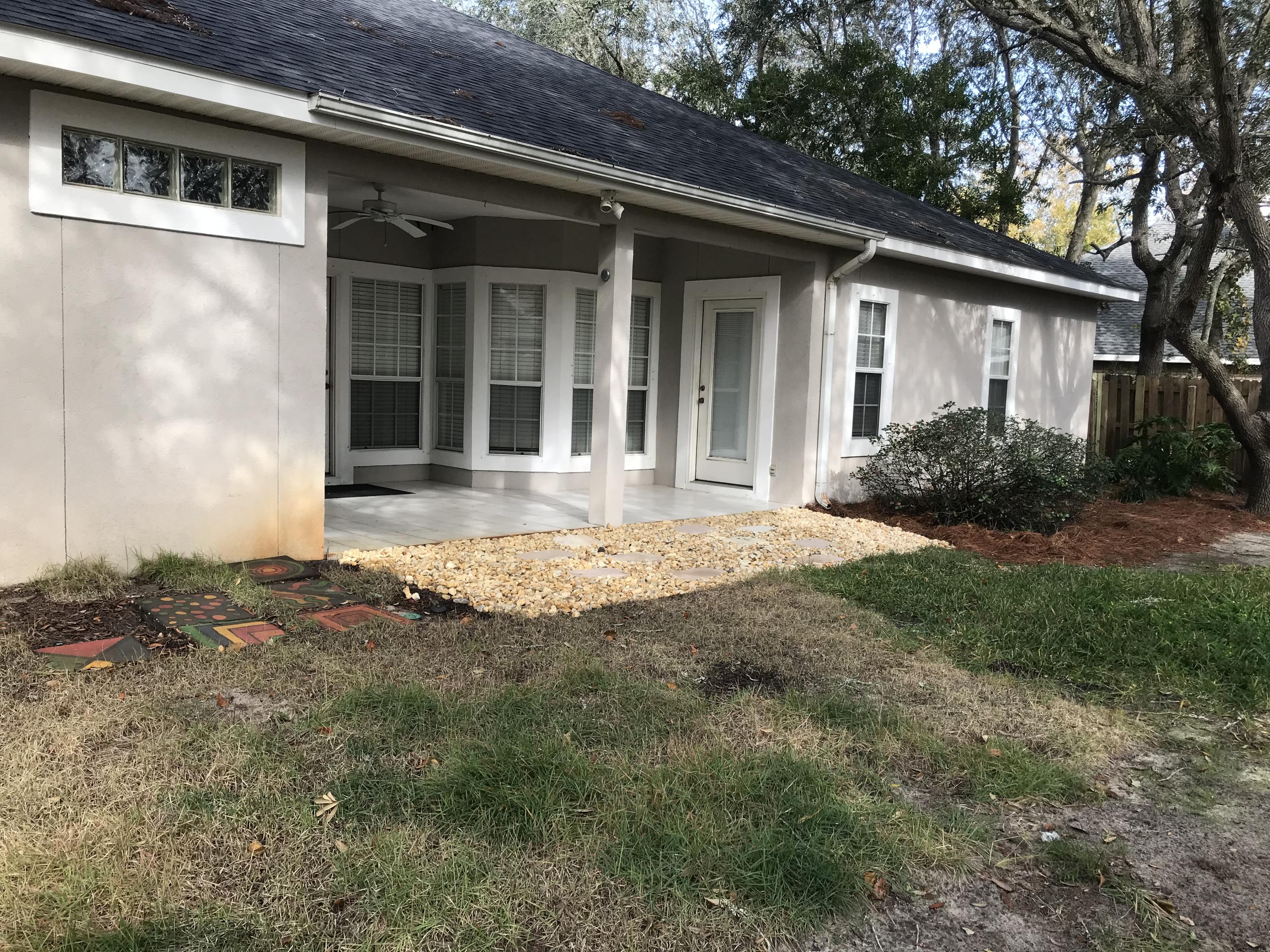 WINDSOR FOREST - Residential Lease