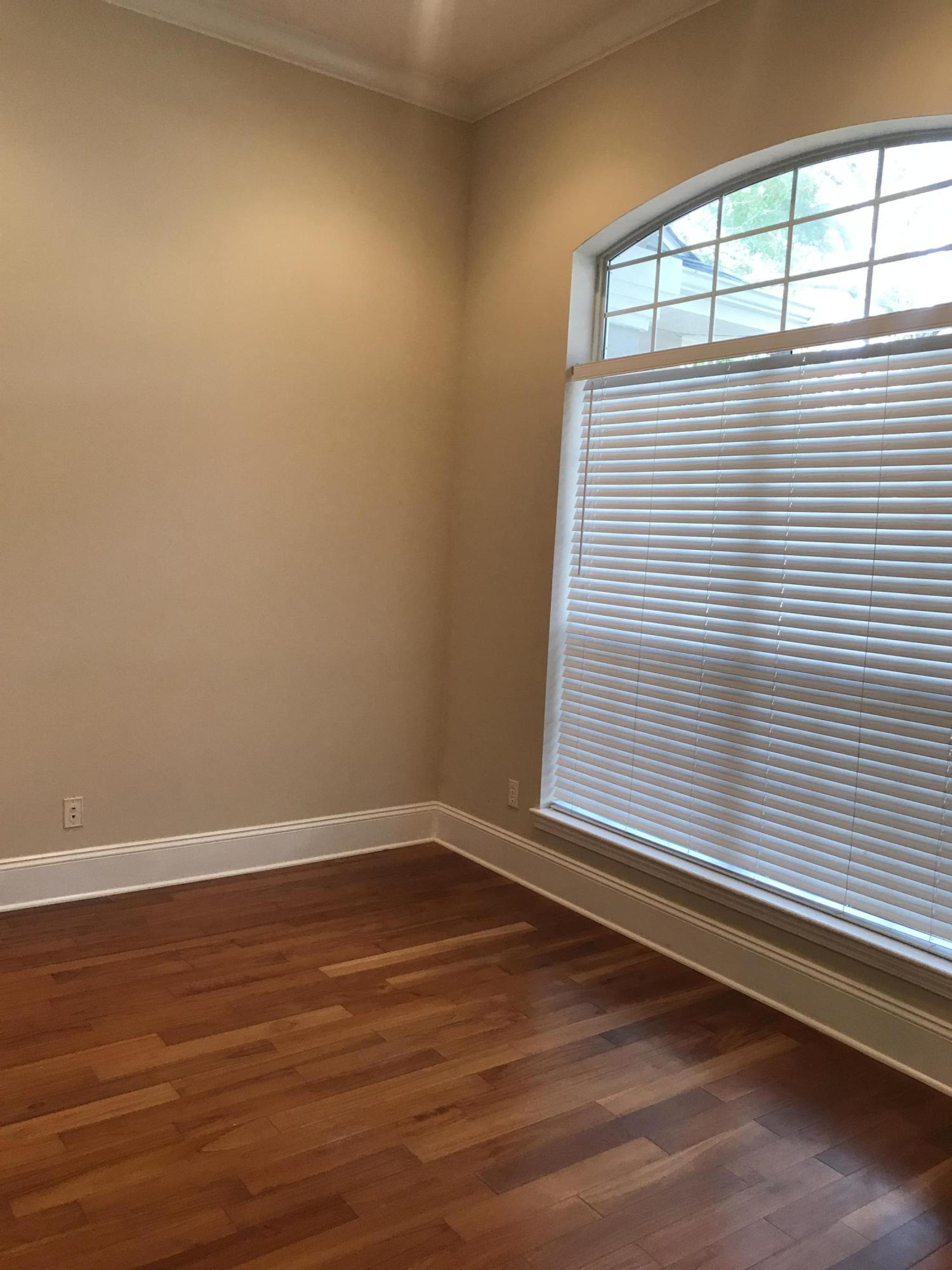 WINDSOR FOREST - Residential Lease