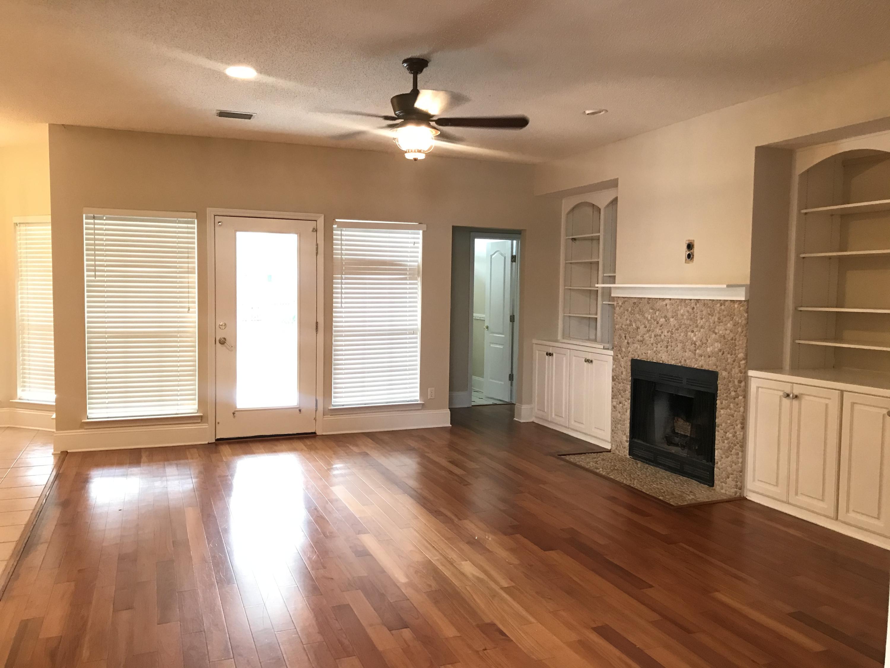 WINDSOR FOREST - Residential Lease