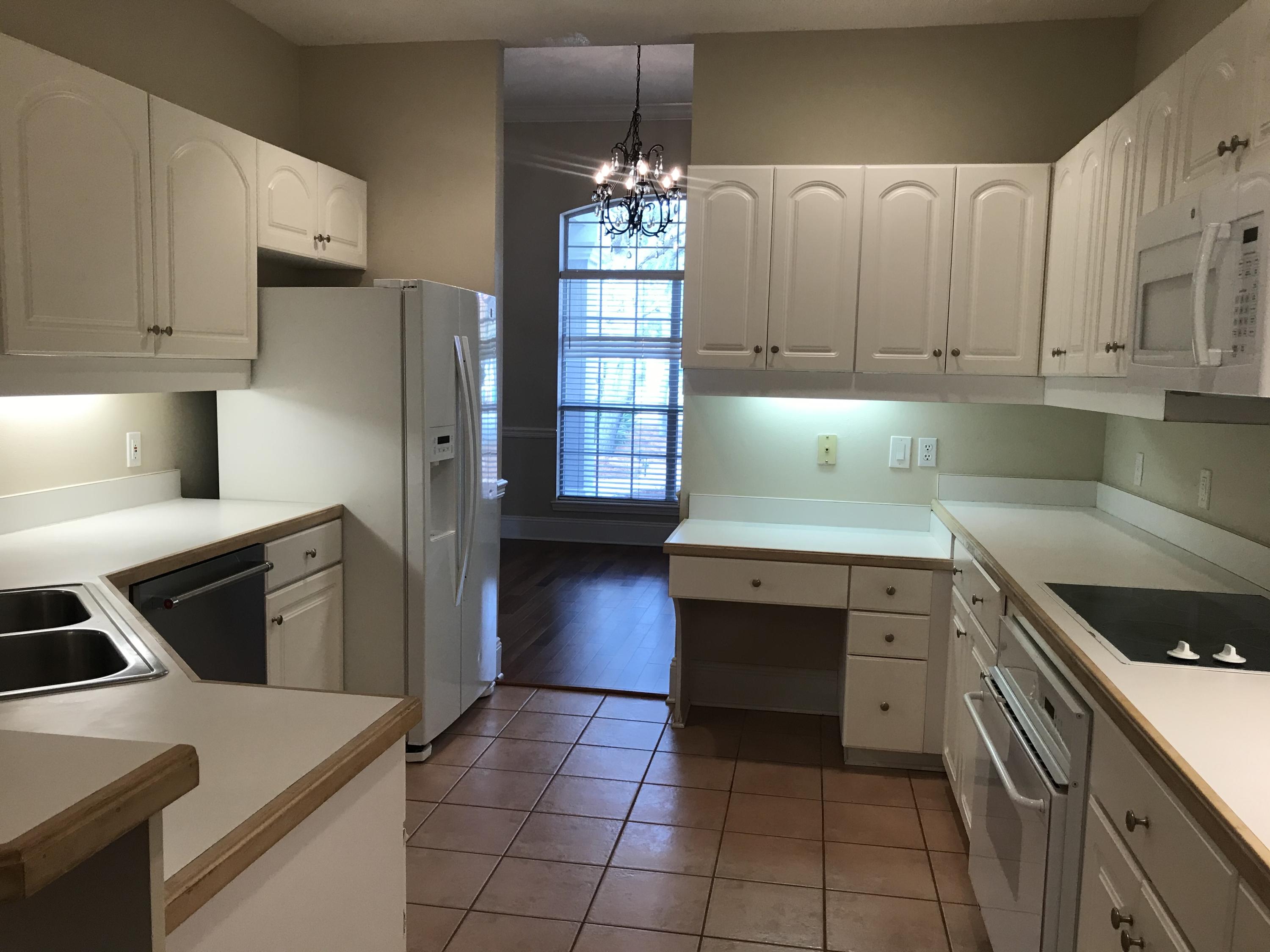 WINDSOR FOREST - Residential Lease