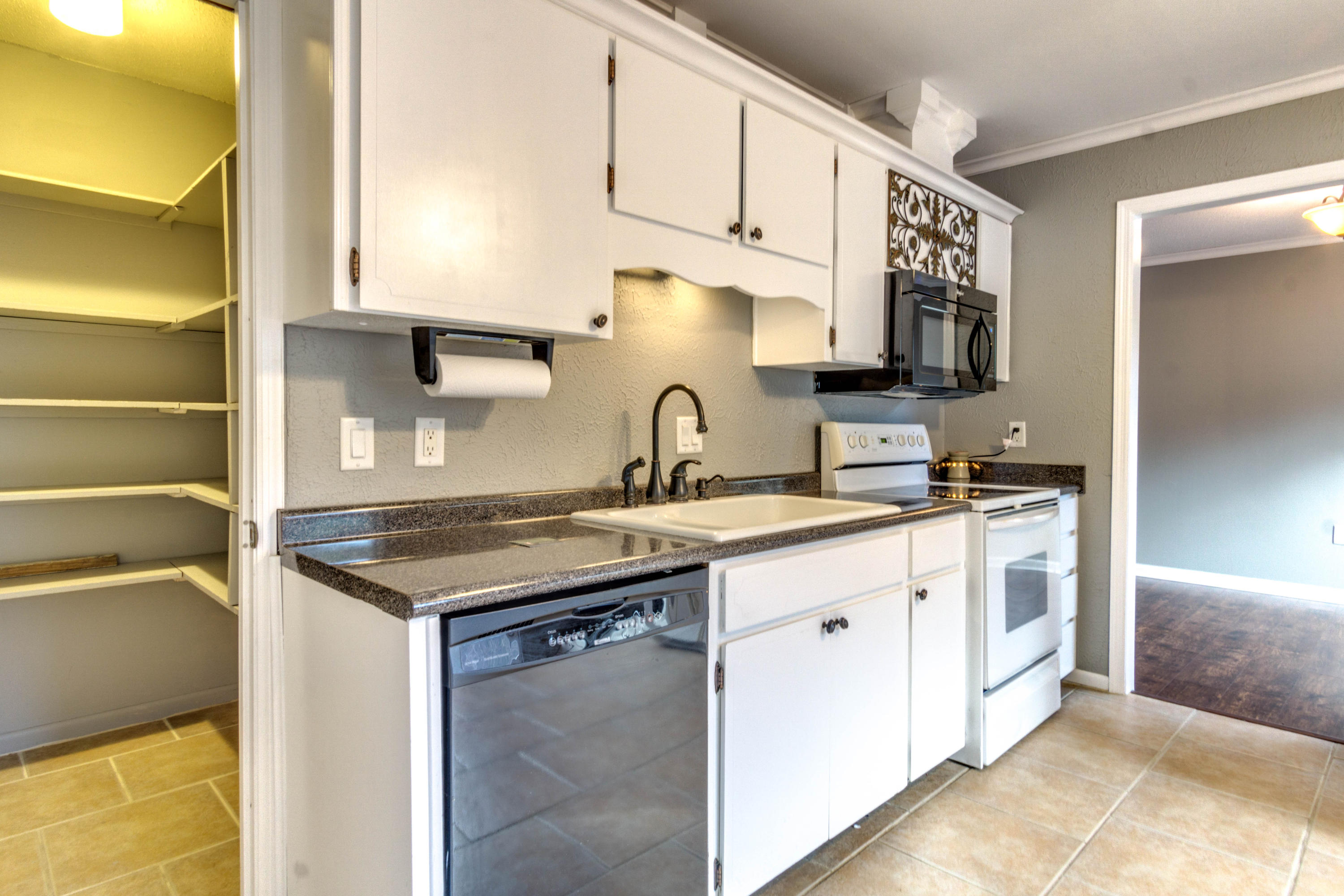 BAYOU POQUITO - Residential