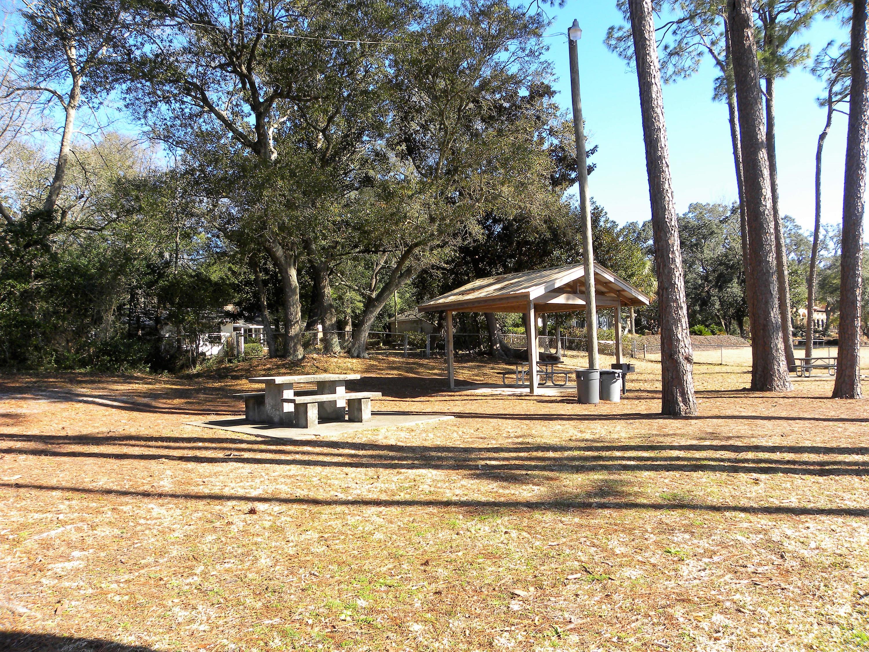 BAYOU POQUITO - Residential