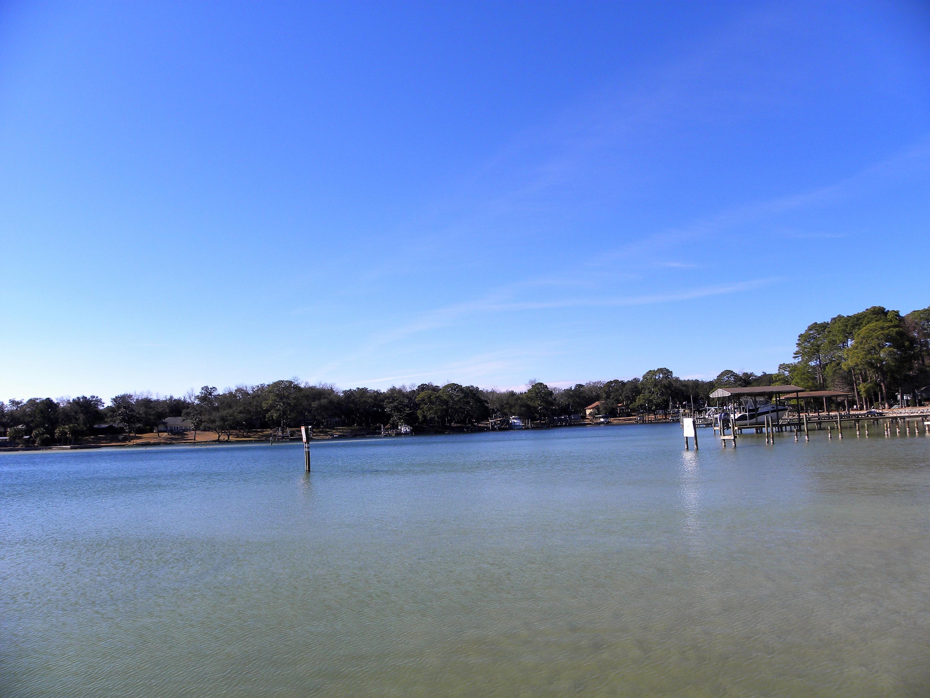 BAYOU POQUITO - Residential