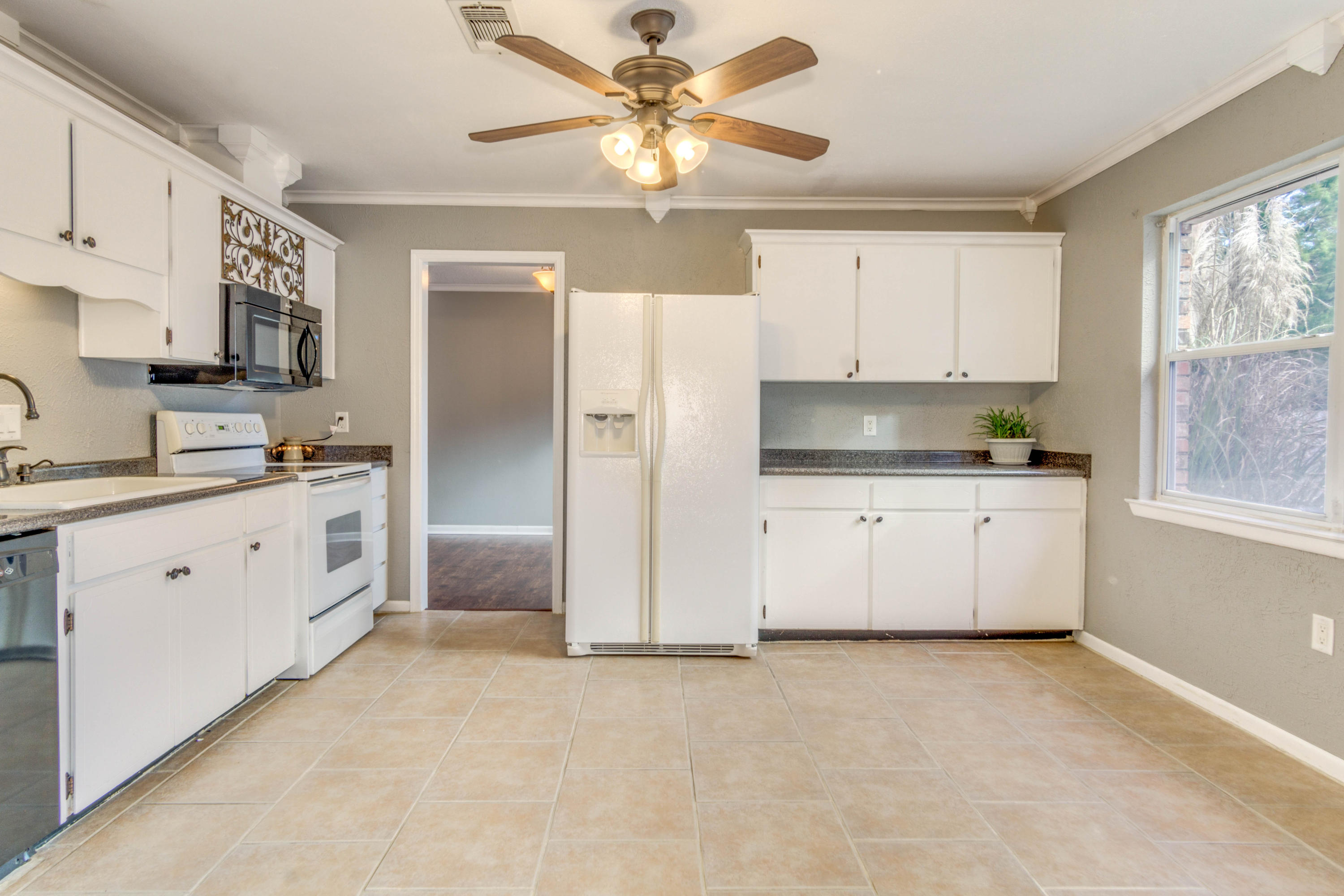 BAYOU POQUITO - Residential